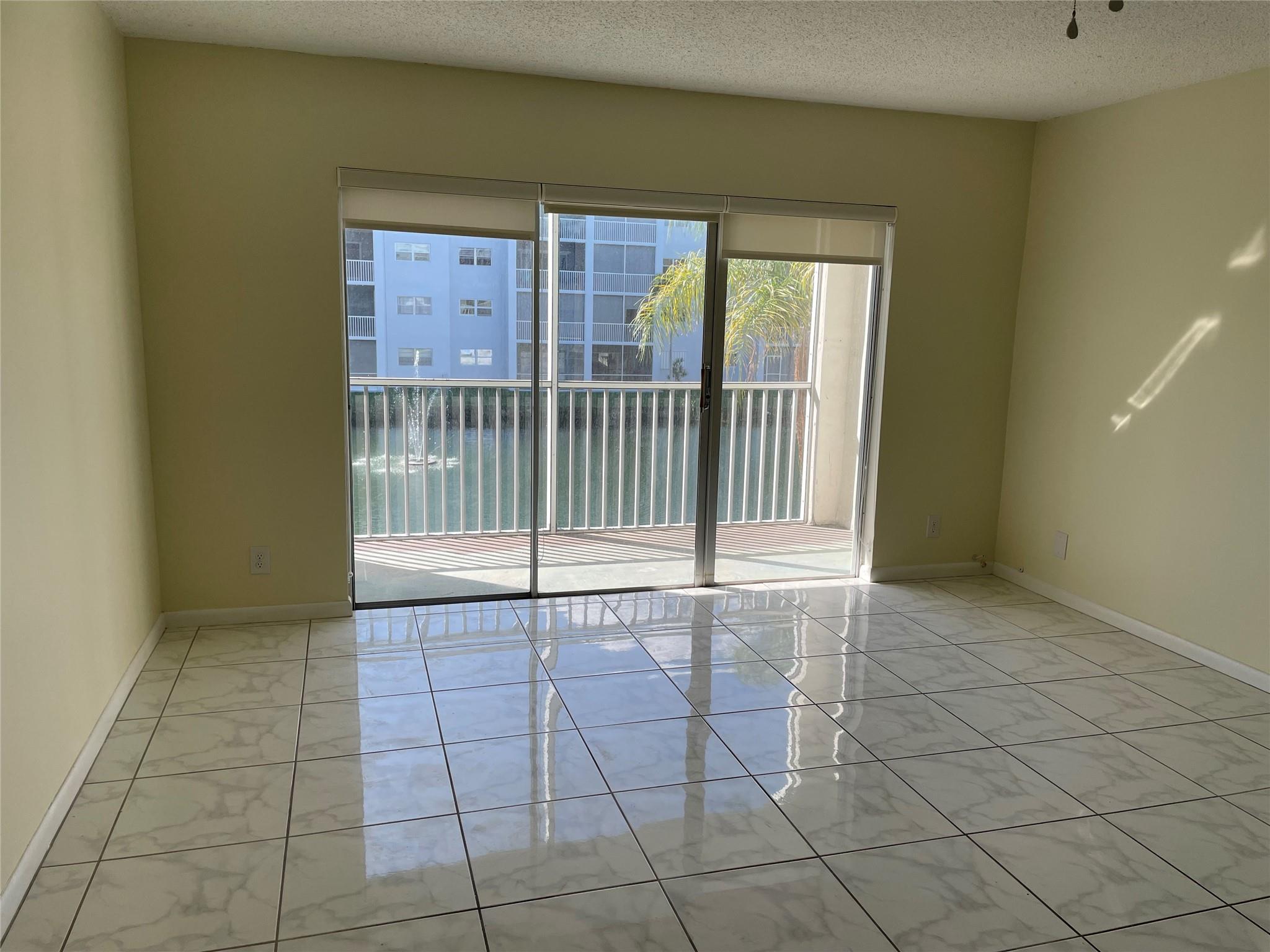 Danians North Condo - Residential