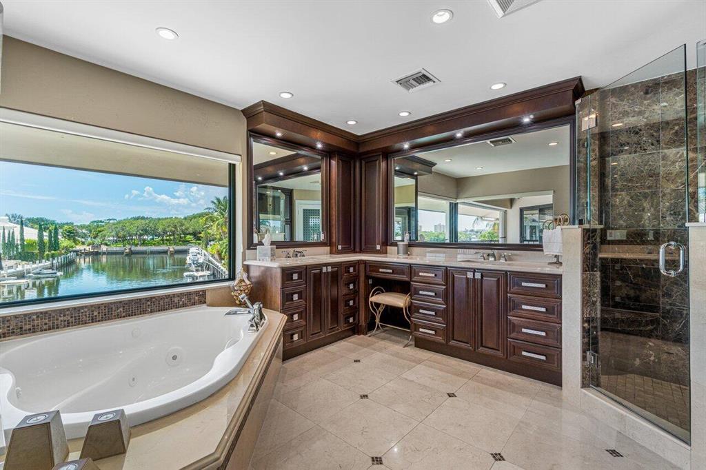 BOCA MARINA - Residential