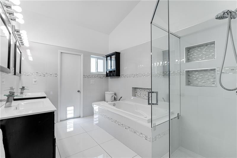 ROYAL PALM SOUTH SEC 2 - Residential Lease