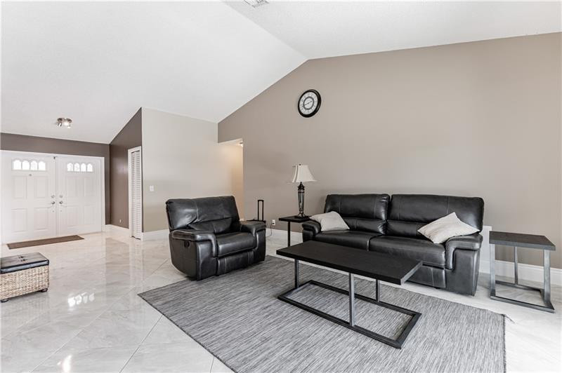 ROYAL PALM SOUTH SEC 2 - Residential Lease