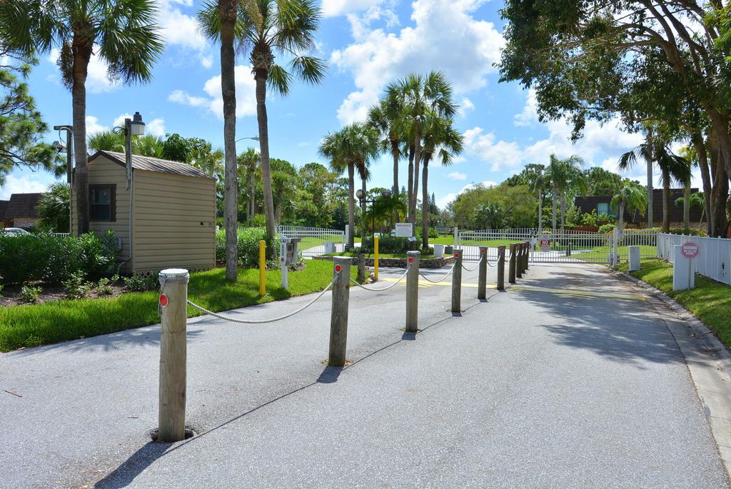 Photo of 6141 SE Windsong Lane #1028, Stuart, FL 34997 (MLS # R10993380)
