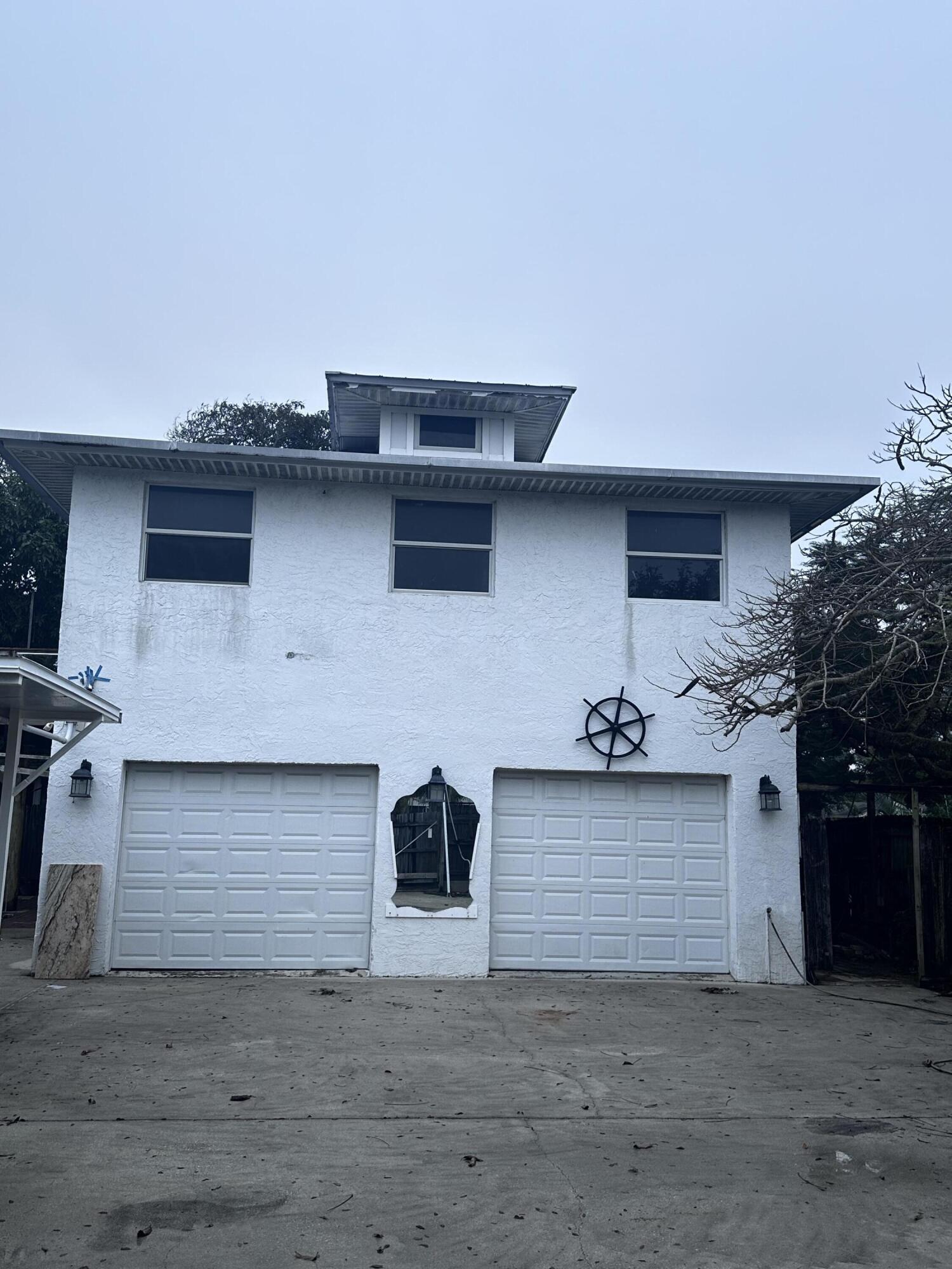 130 NE 4th Avenue