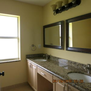 Acreage - Residential Lease