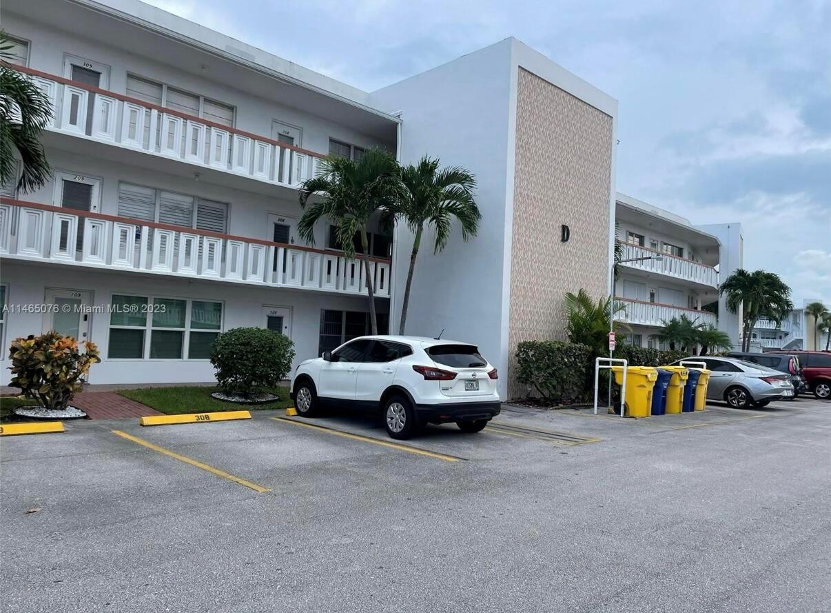 CENTURY VILLAGE - Residential