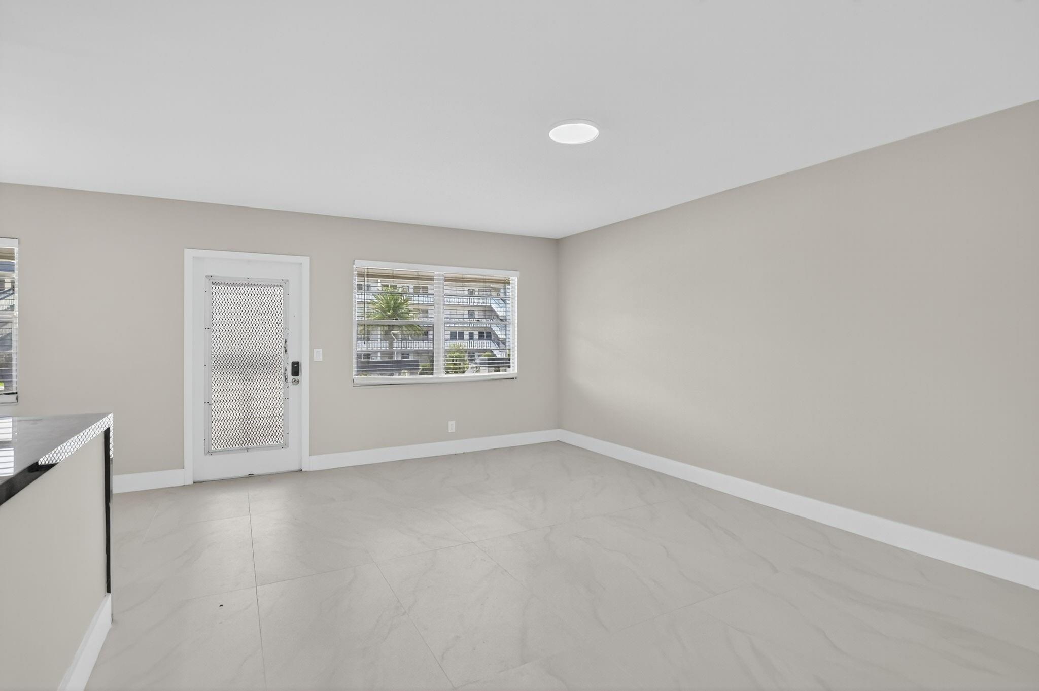 186 Upminster I 186