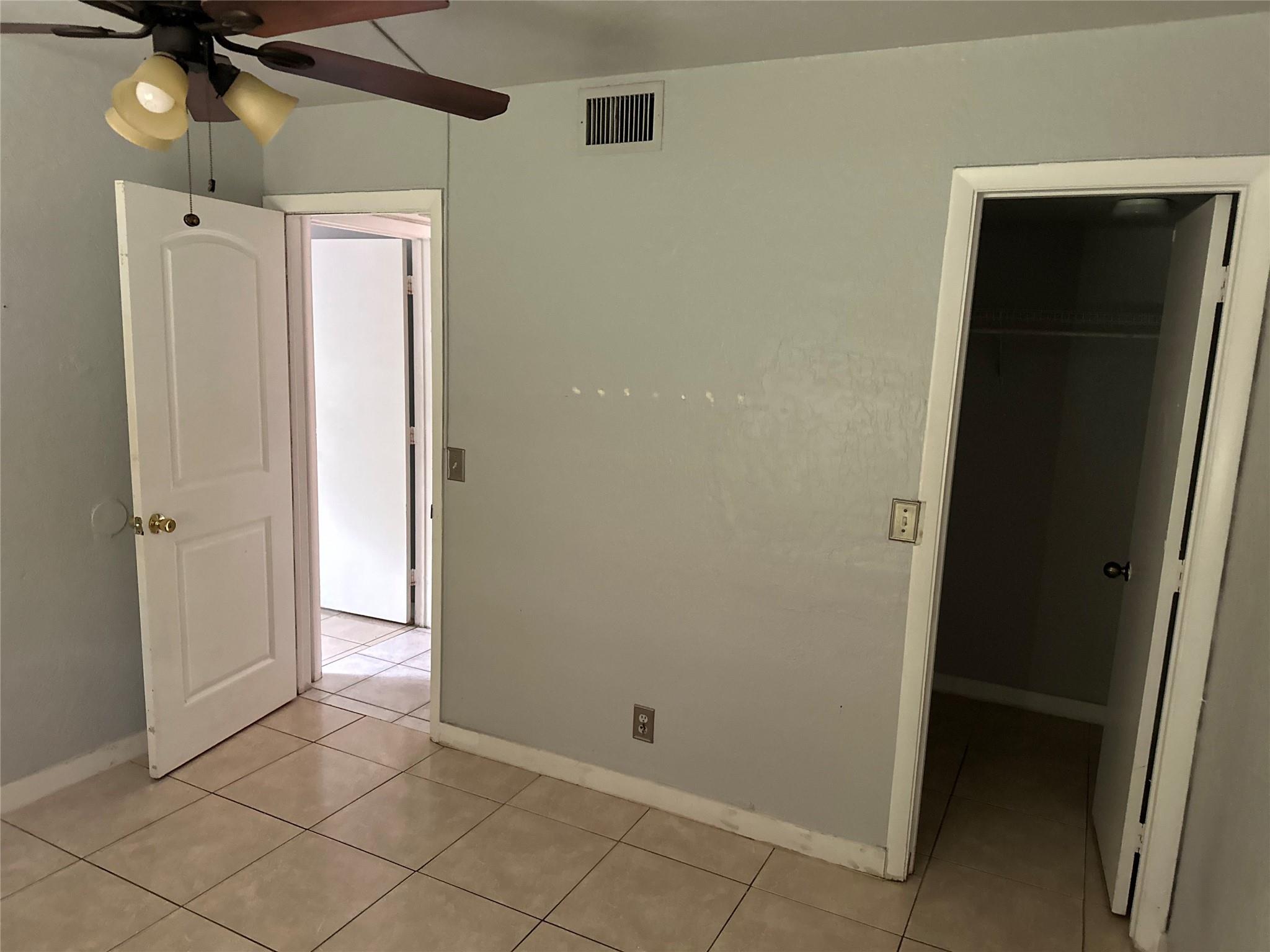 Castlewood 71-37 B - Residential Lease