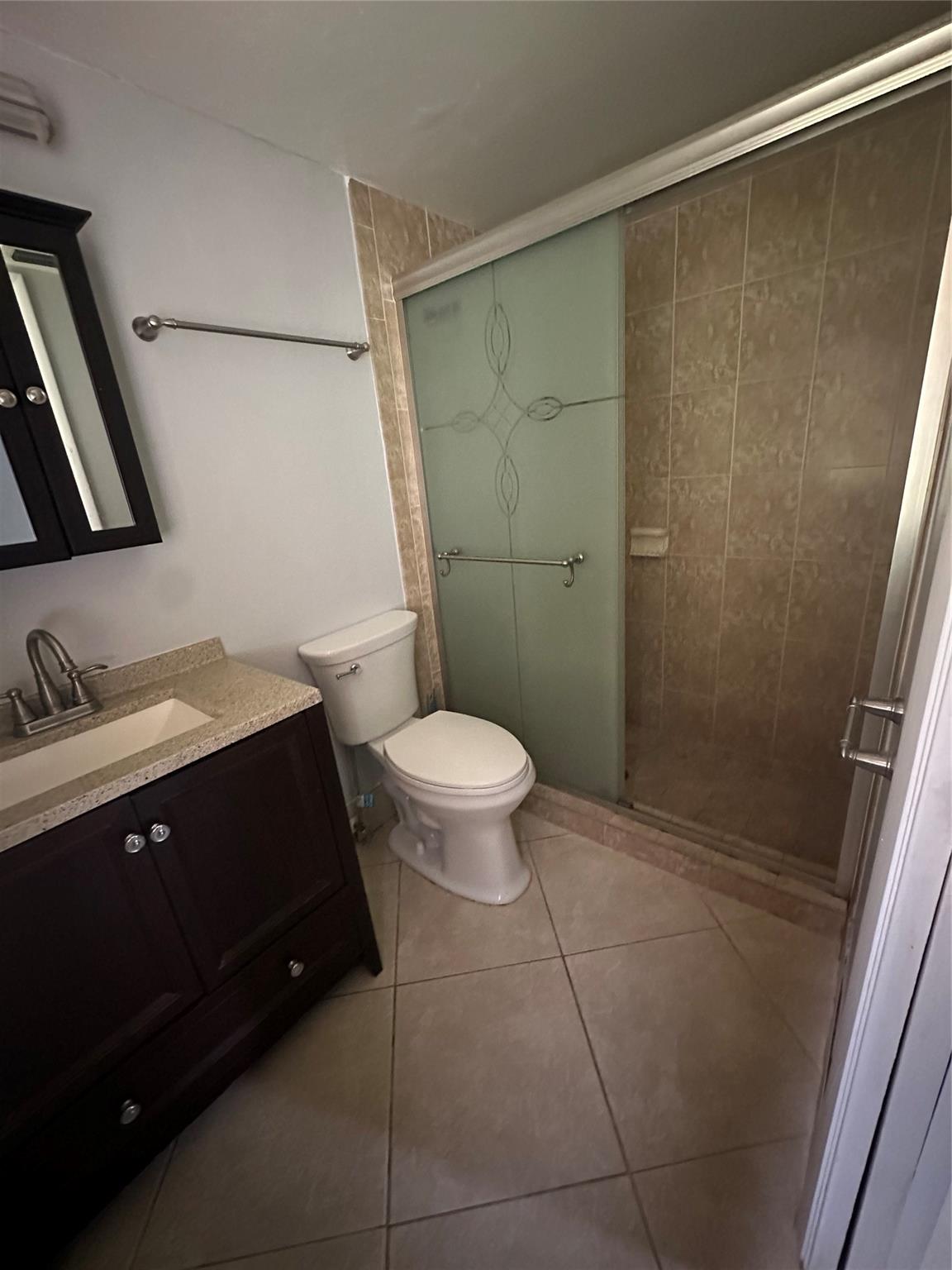 Castlewood 71-37 B - Residential Lease