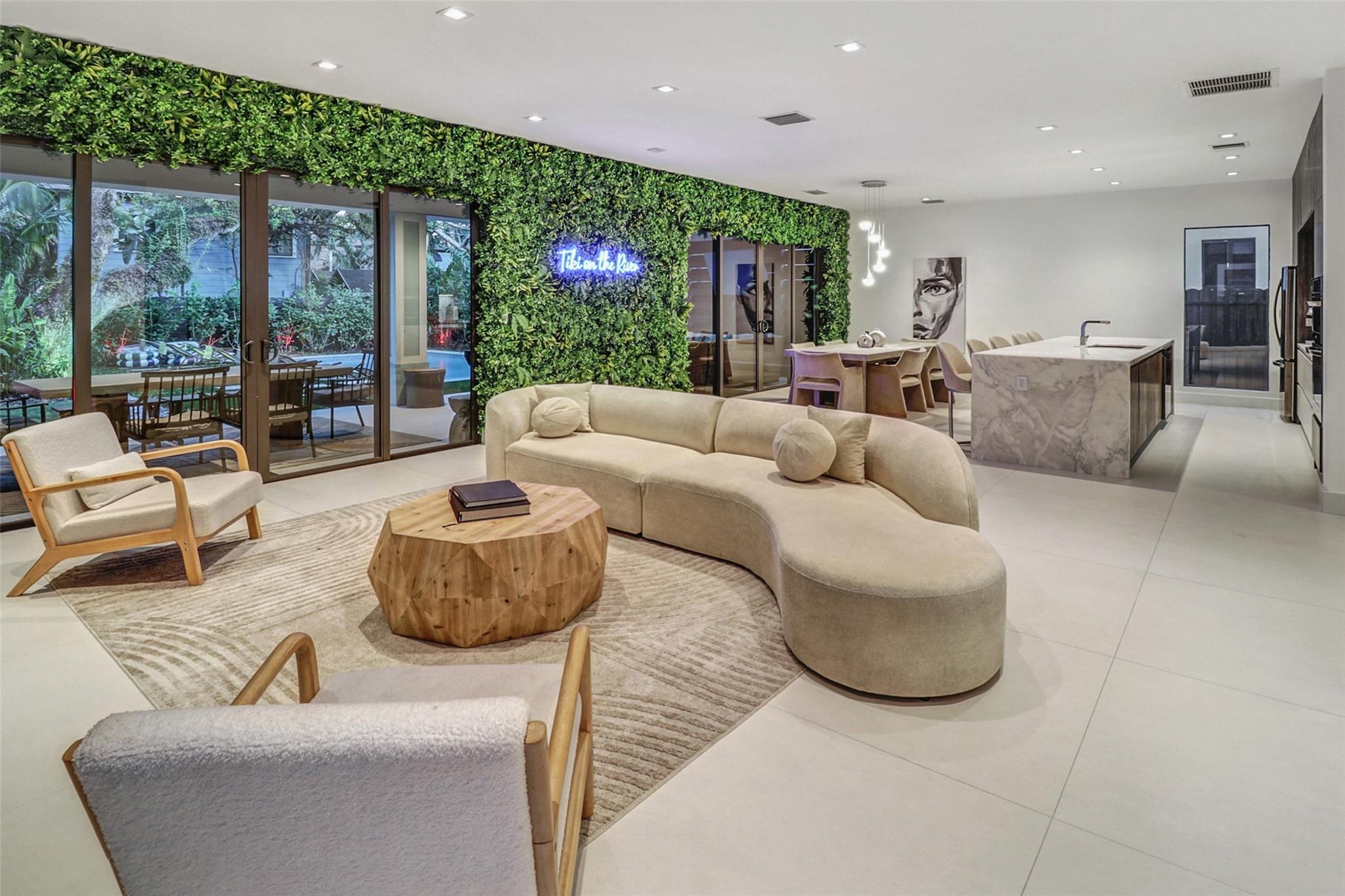 RIVERSIDE ADD AMEN PLAT - Residential