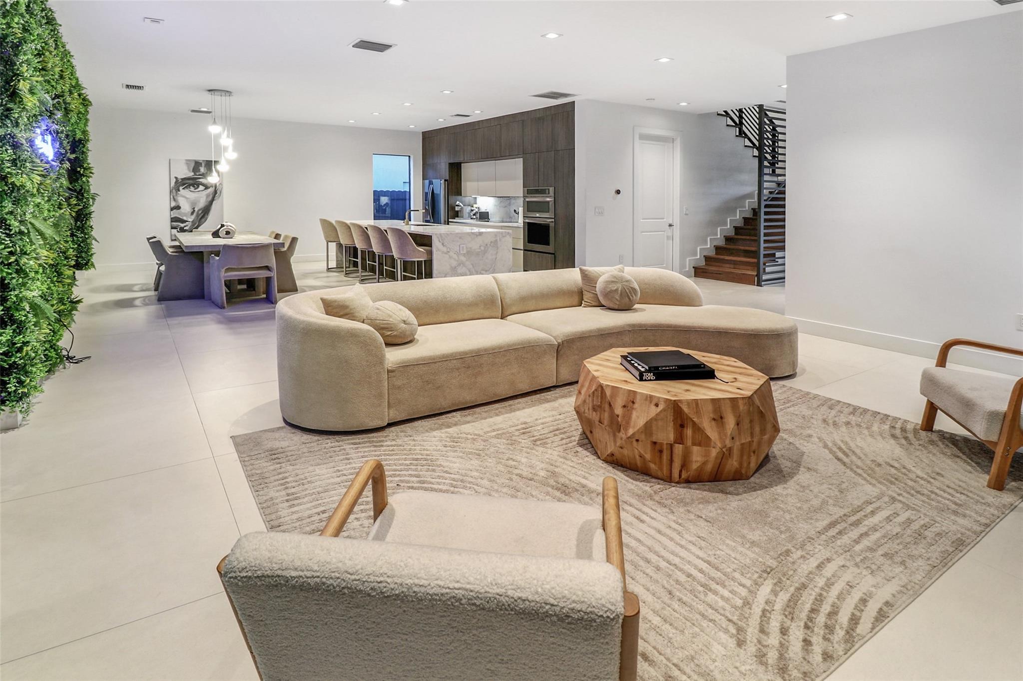 RIVERSIDE ADD AMEN PLAT - Residential