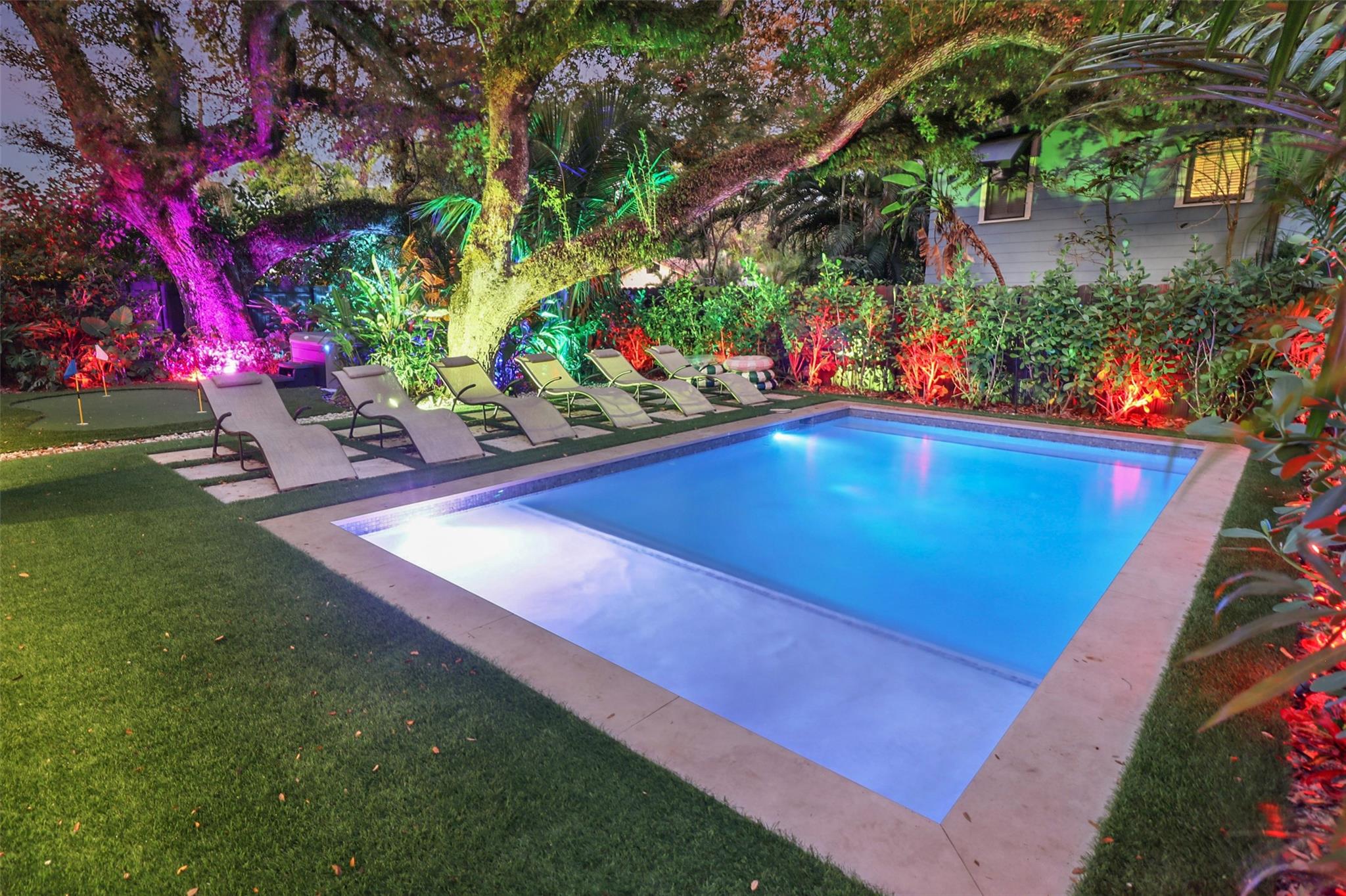 RIVERSIDE ADD AMEN PLAT - Residential