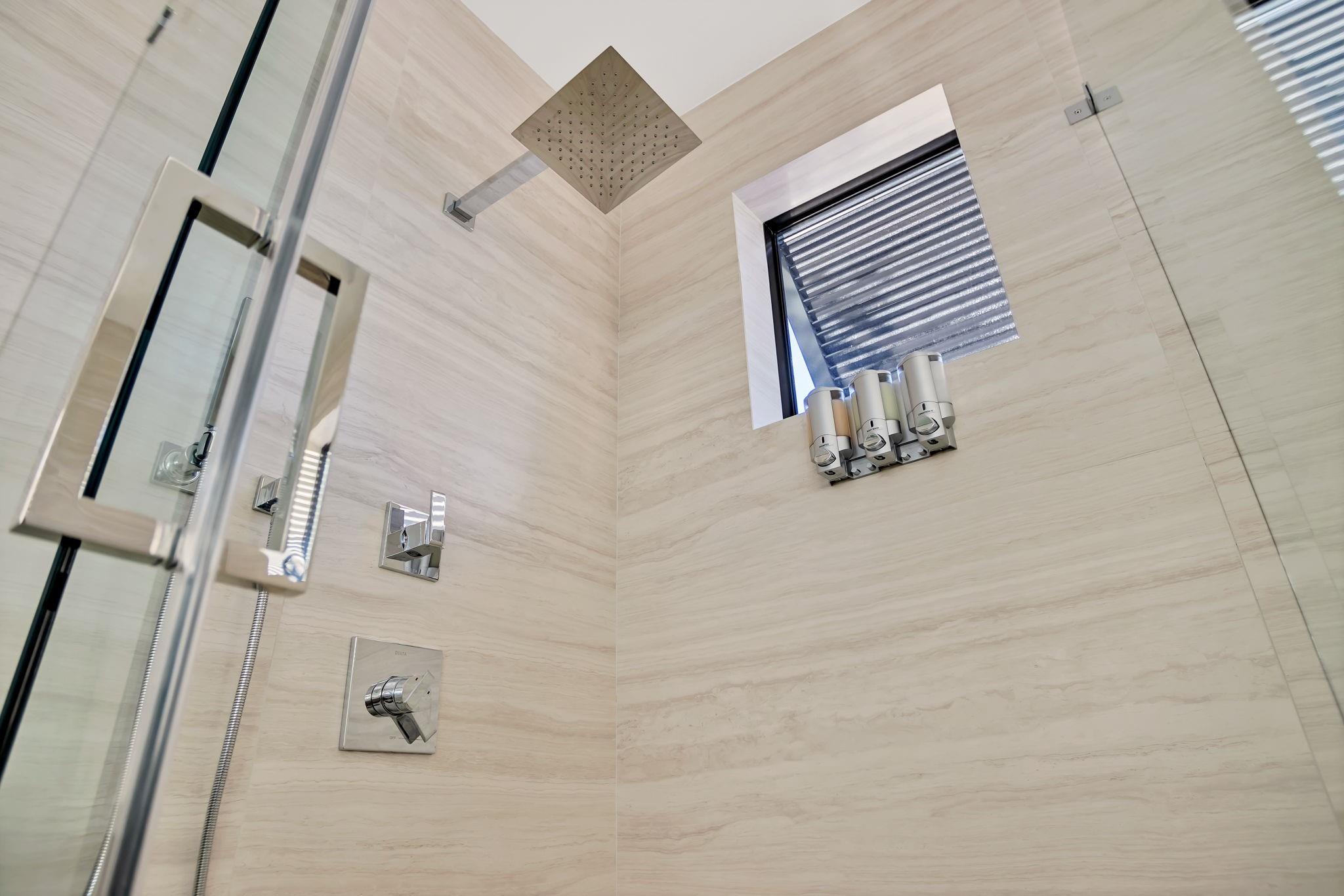 RIVERSIDE ADD AMEN PLAT - Residential