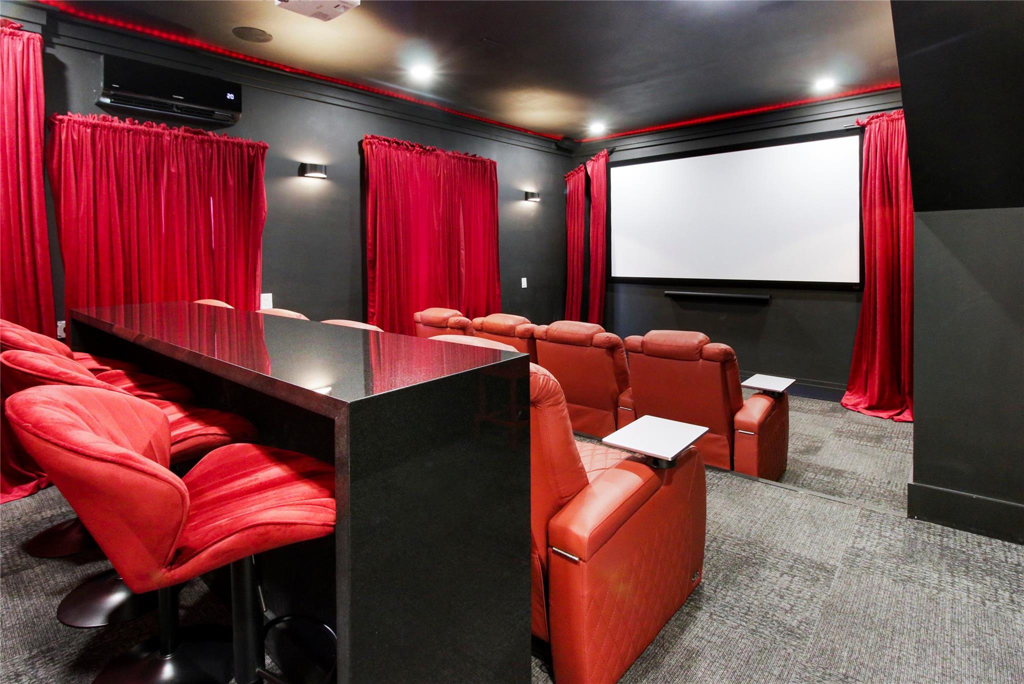 RIVERSIDE ADD AMEN PLAT - Residential