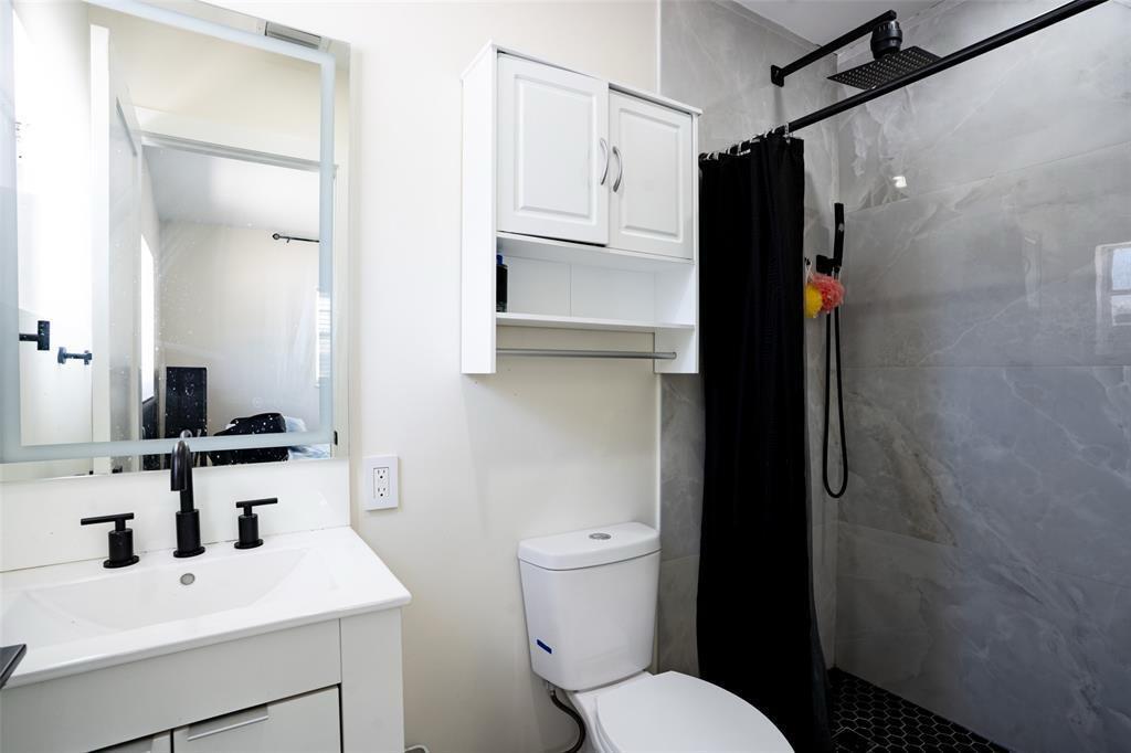 COMMONWEALTH PARK SEC 1 - Residential