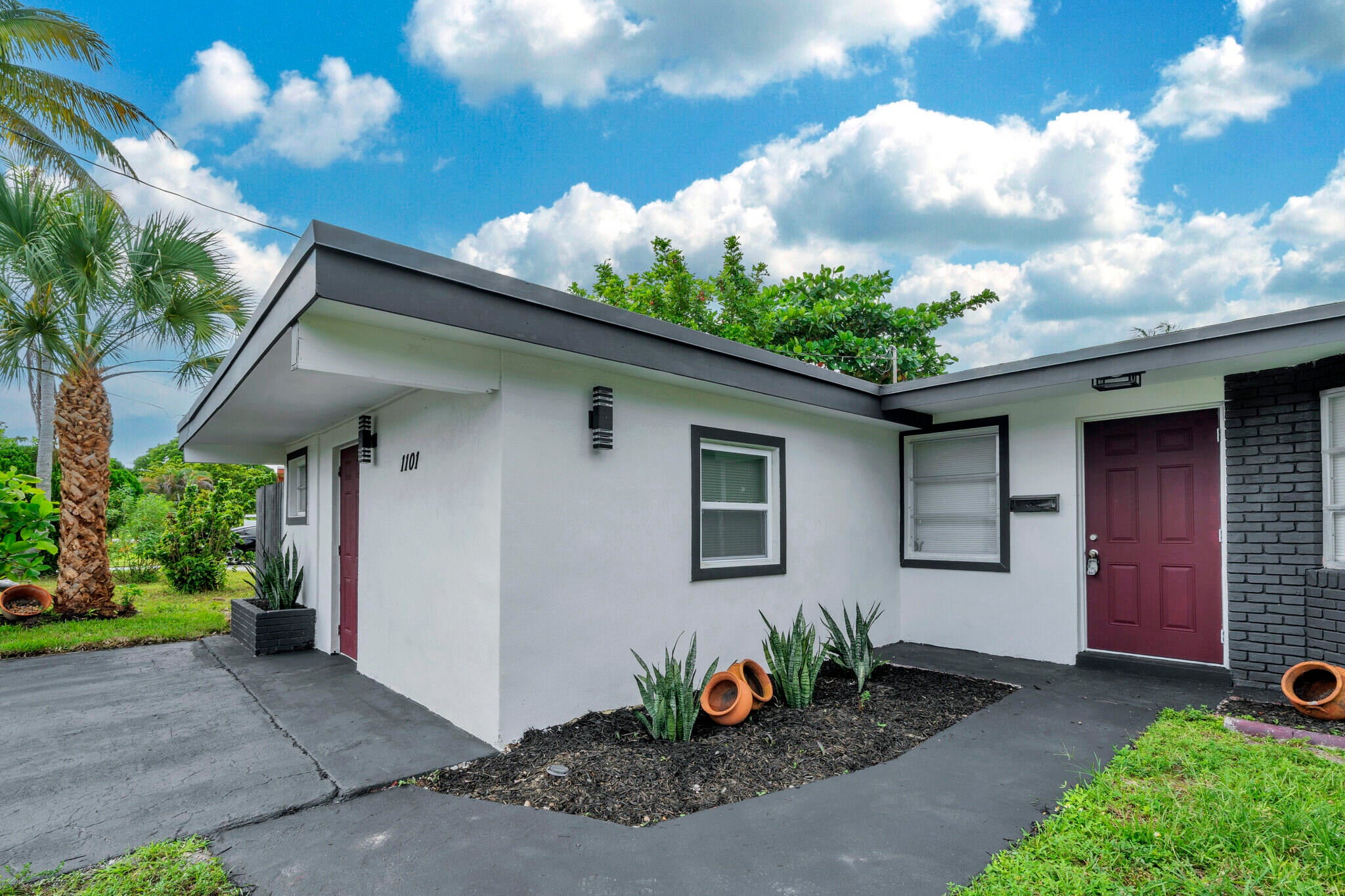 1101 NW 21ST Street