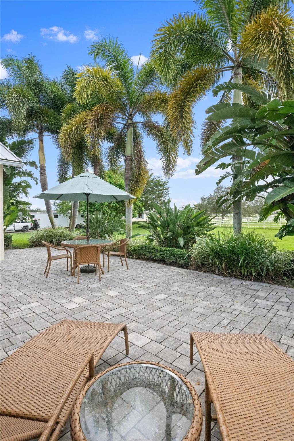 PALM BEACH POINT - Residential