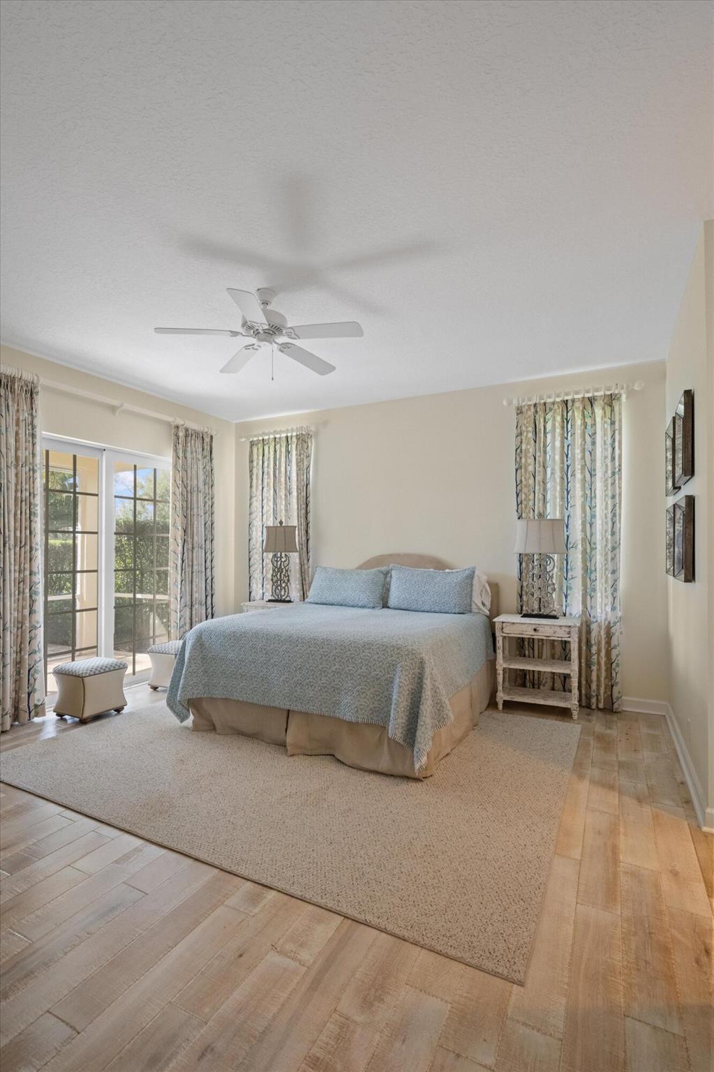 PALM BEACH POINT - Residential