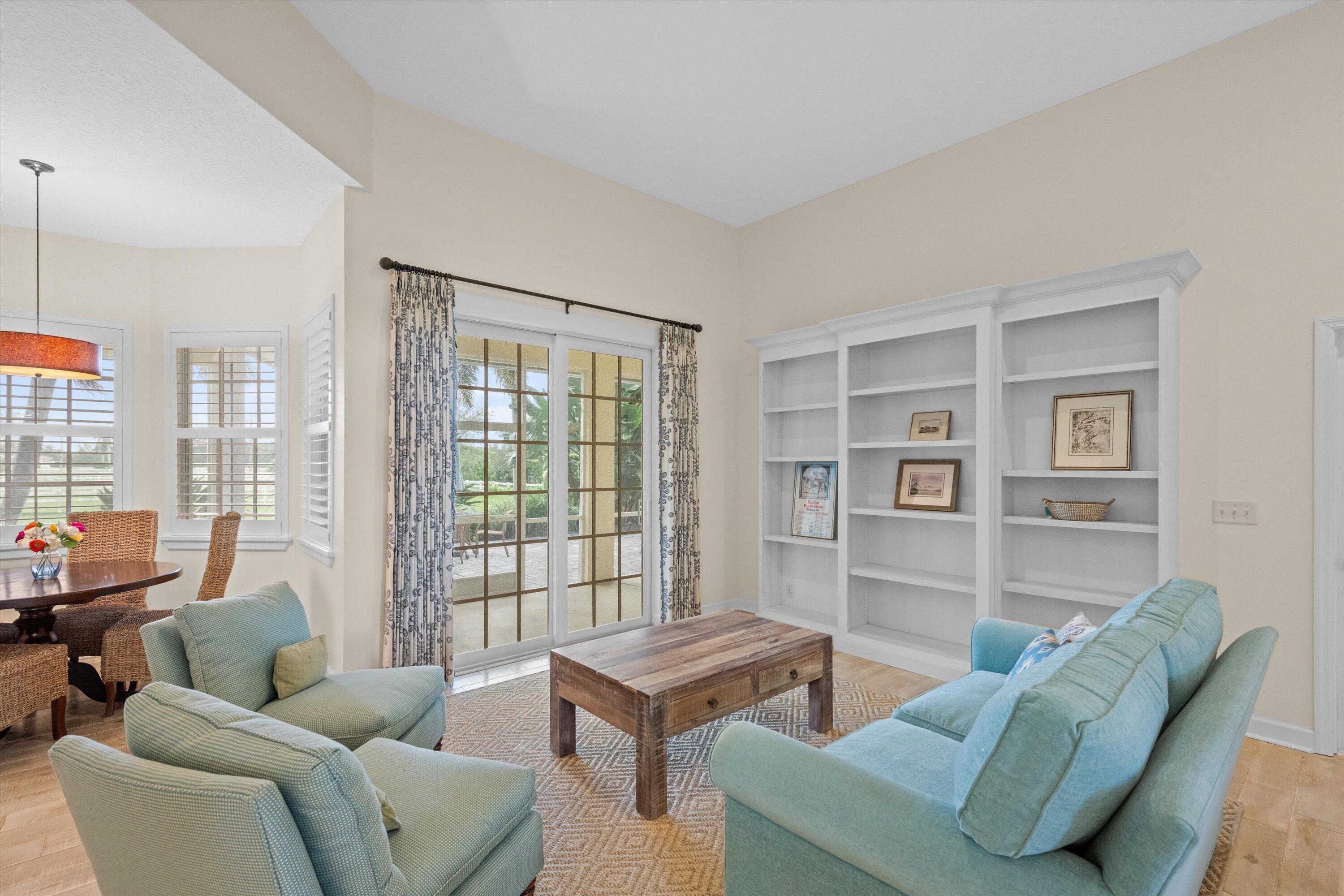 PALM BEACH POINT - Residential