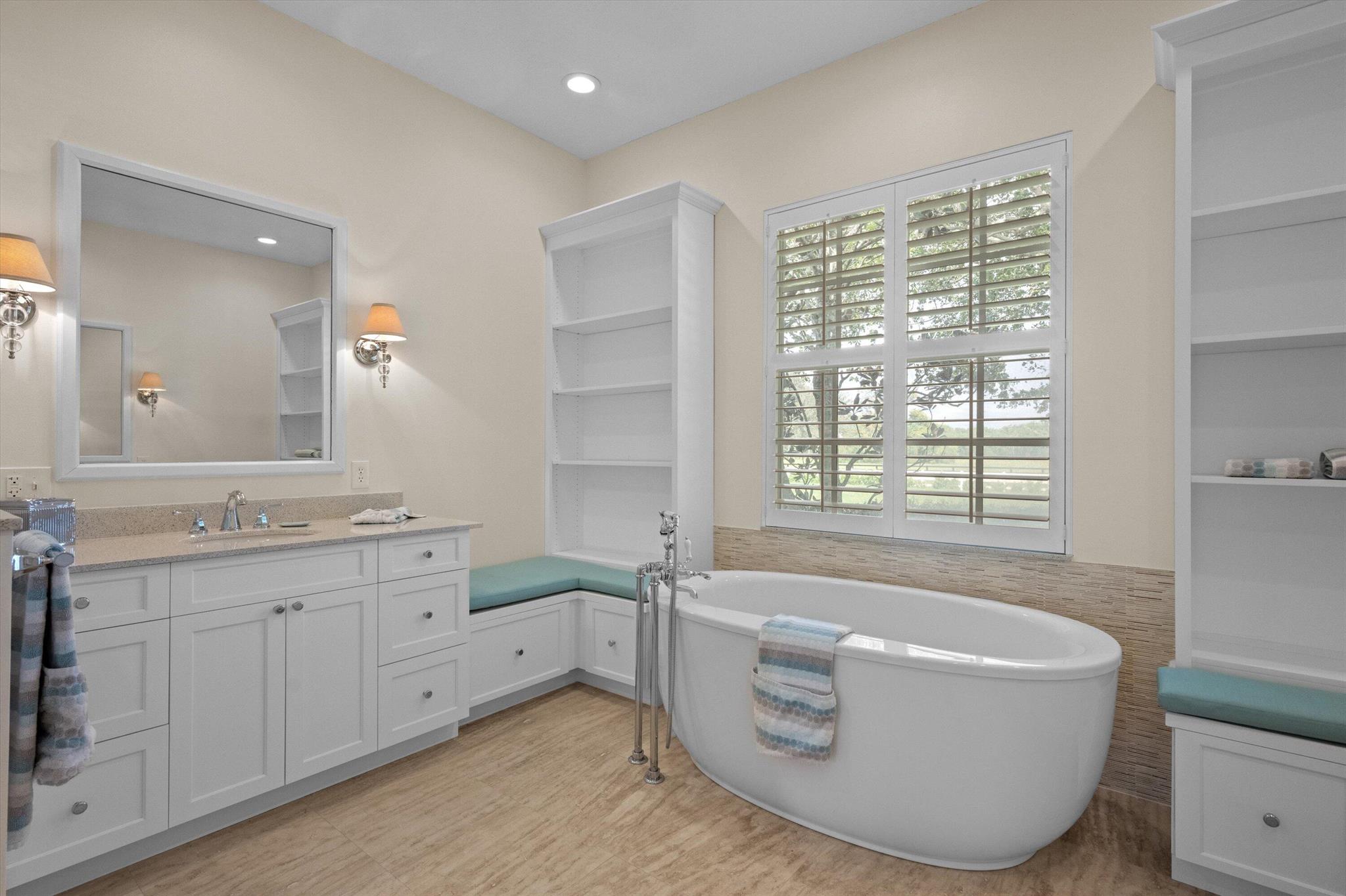 PALM BEACH POINT - Residential