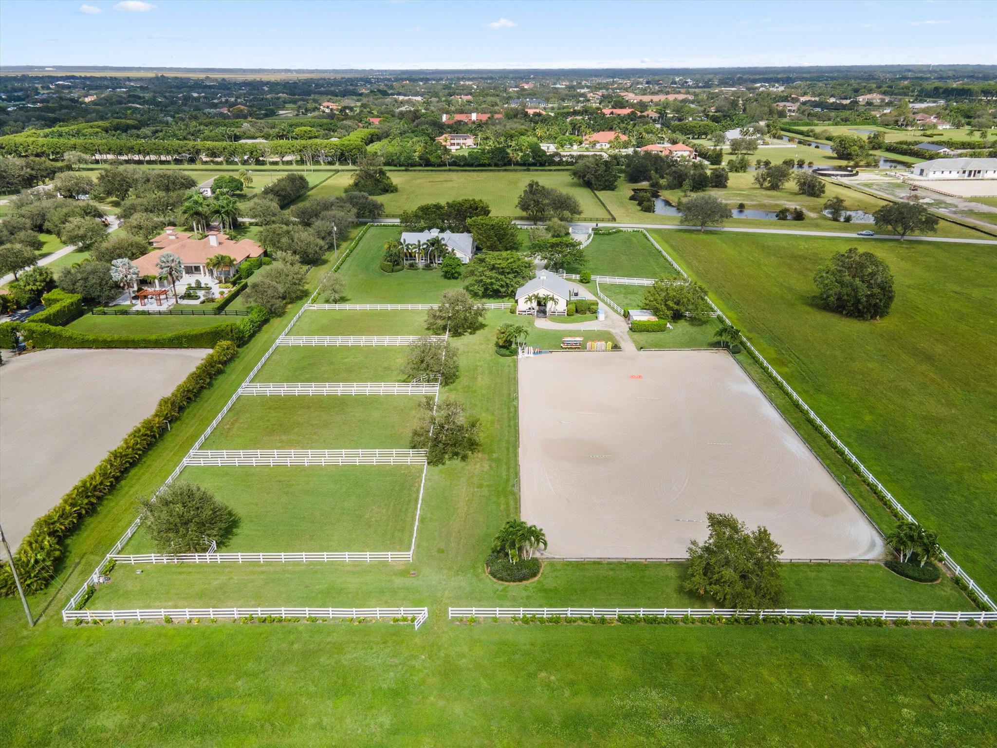 PALM BEACH POINT - Residential