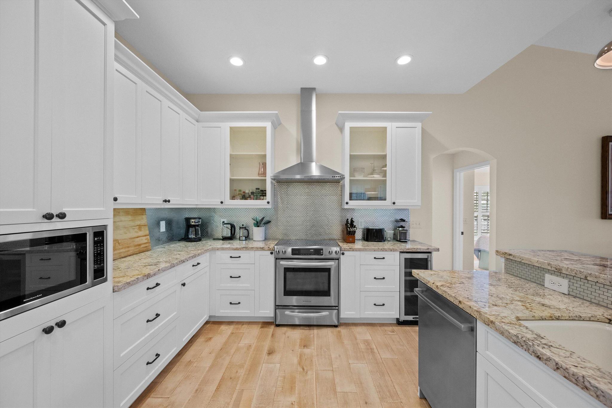 PALM BEACH POINT - Residential