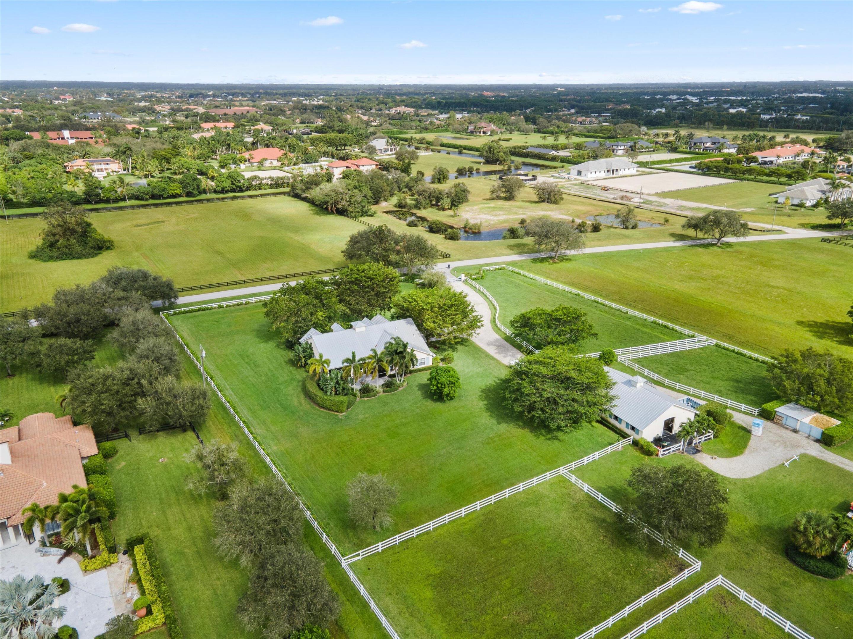 PALM BEACH POINT - Residential