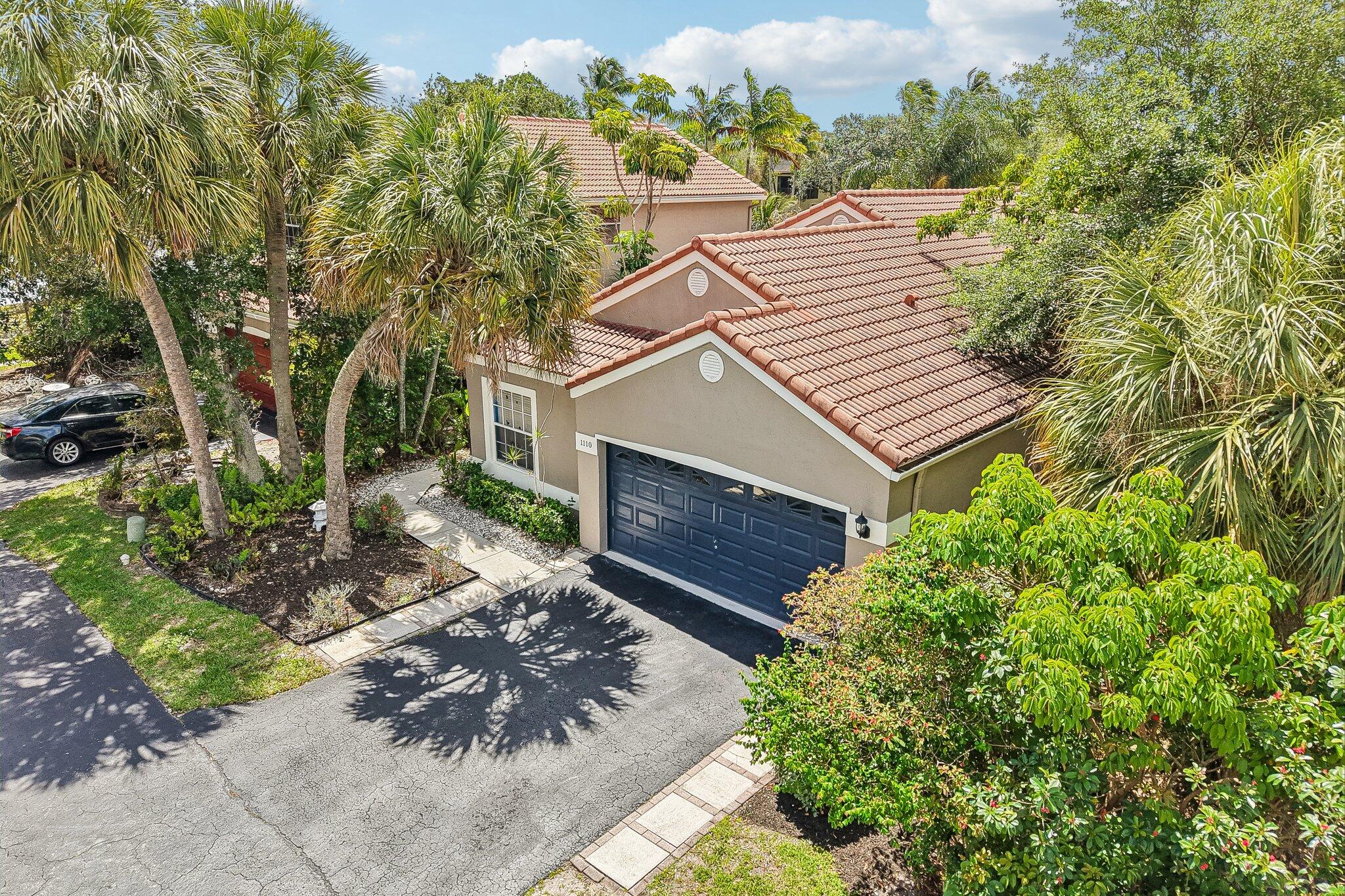 BRIDGEWATER AT PLANTATION - Residential