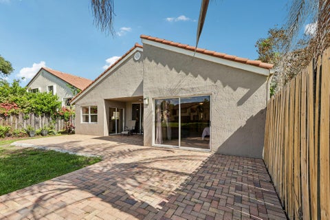 Tiny photo for 1110 NW 105th Way, Plantation, FL 33322 (MLS # B26028202)