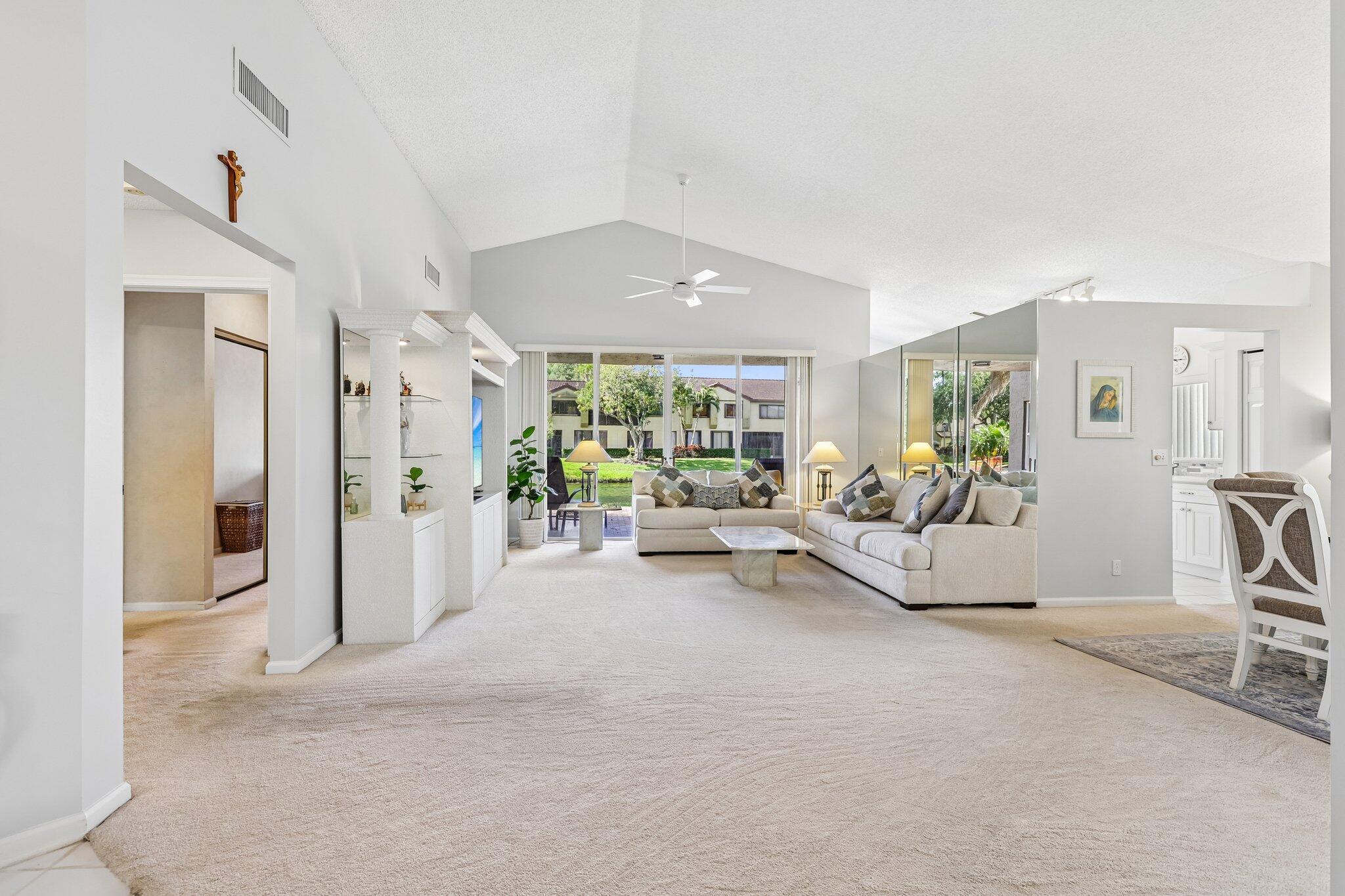 BRIDGEWATER AT PLANTATION - Residential