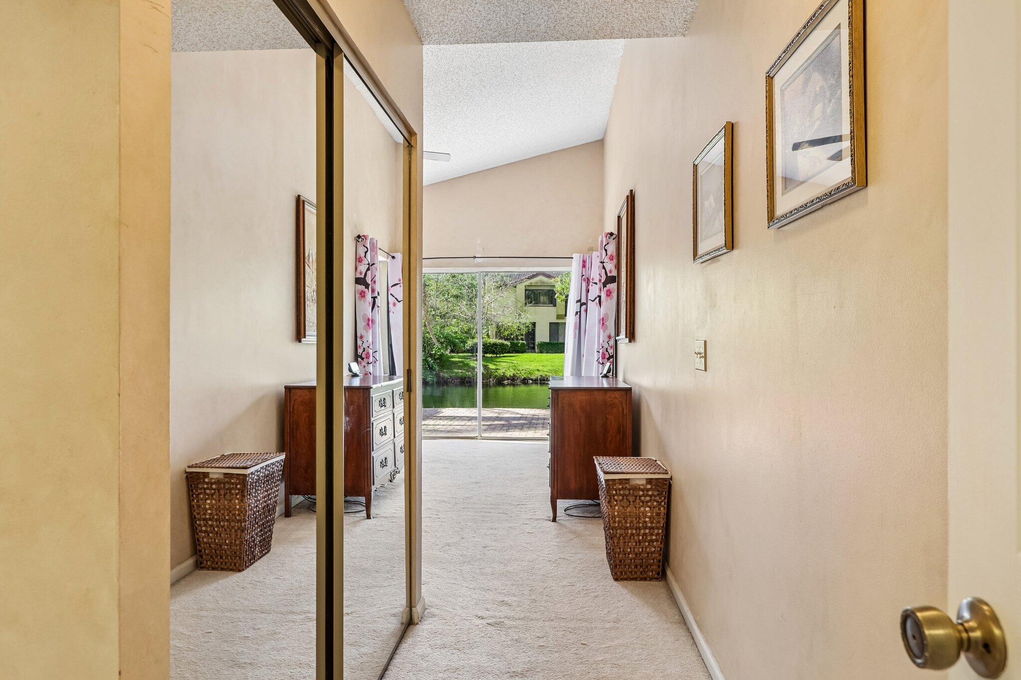 BRIDGEWATER AT PLANTATION - Residential