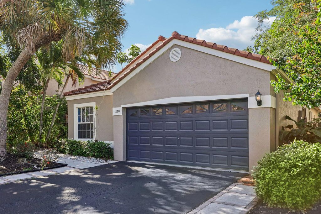 Photo of 1110 NW 105th Way, Plantation, FL 33322 (MLS # B26028202)