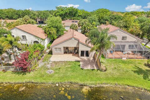 Tiny photo for 1110 NW 105th Way, Plantation, FL 33322 (MLS # B26028202)