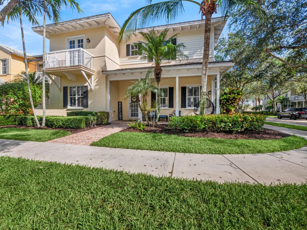Photo of 137 Inkberry Drive, Jupiter, FL 33458 (MLS # R10920992)