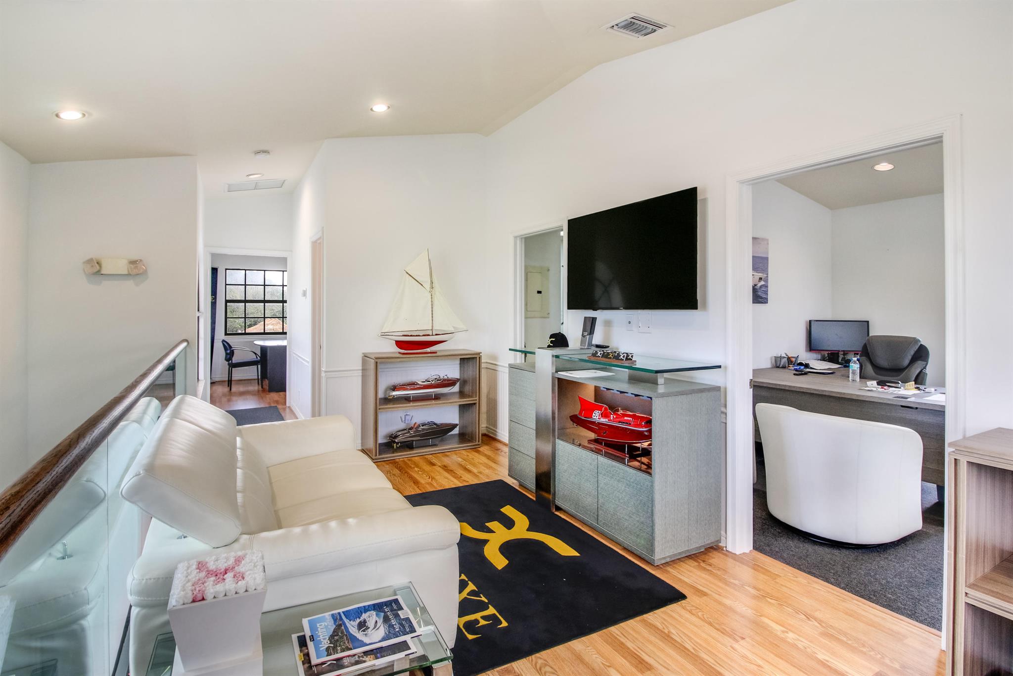 710 E Hillsboro Boulevard 1