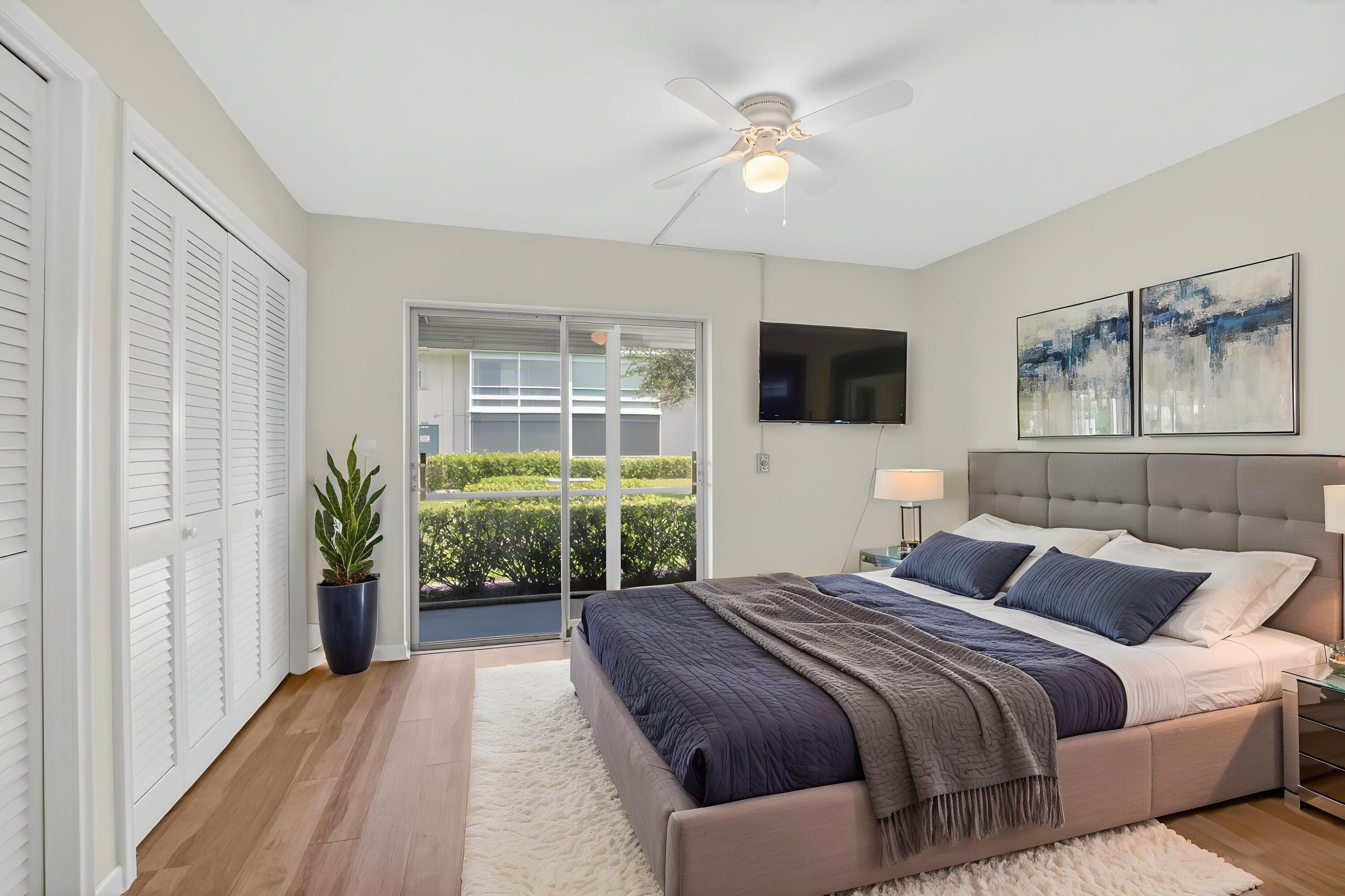 STERLING VILLAGE 660 CONDO - Residential