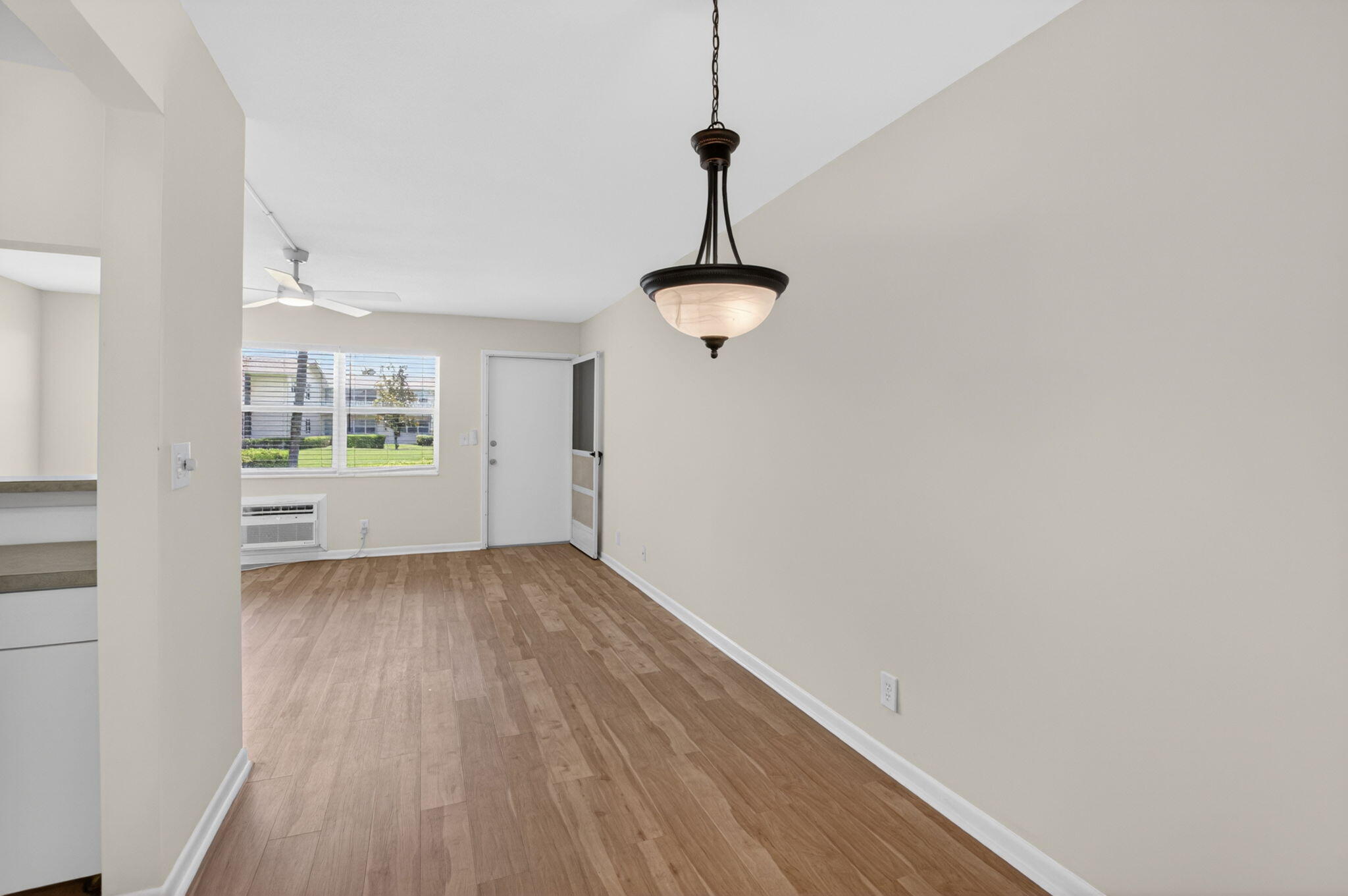 STERLING VILLAGE 660 CONDO - Residential