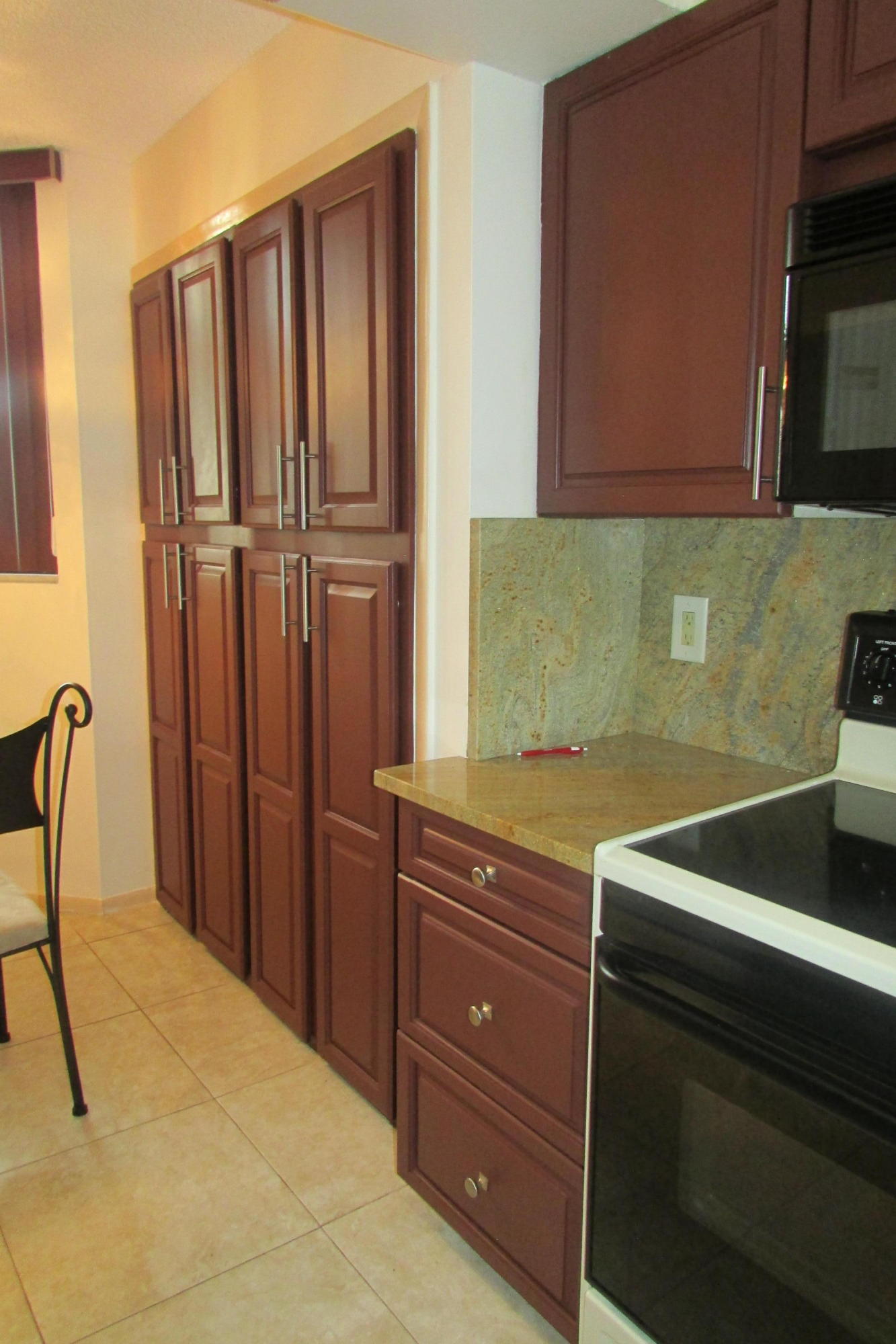 GLENS CONDO - Residential