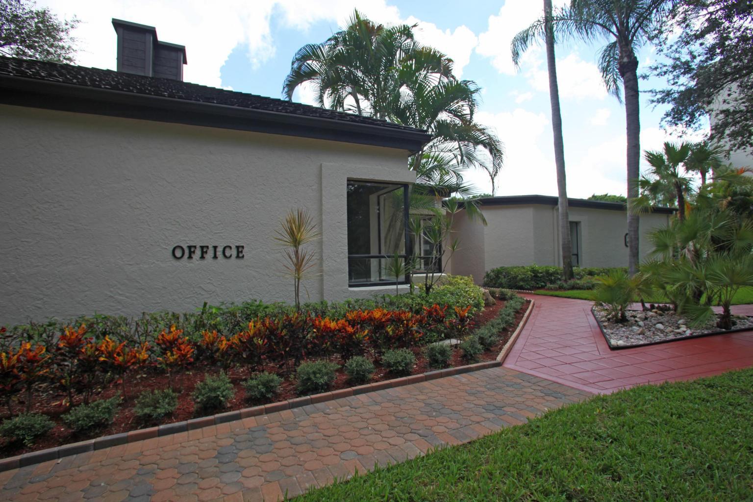 GLENS CONDO - Residential