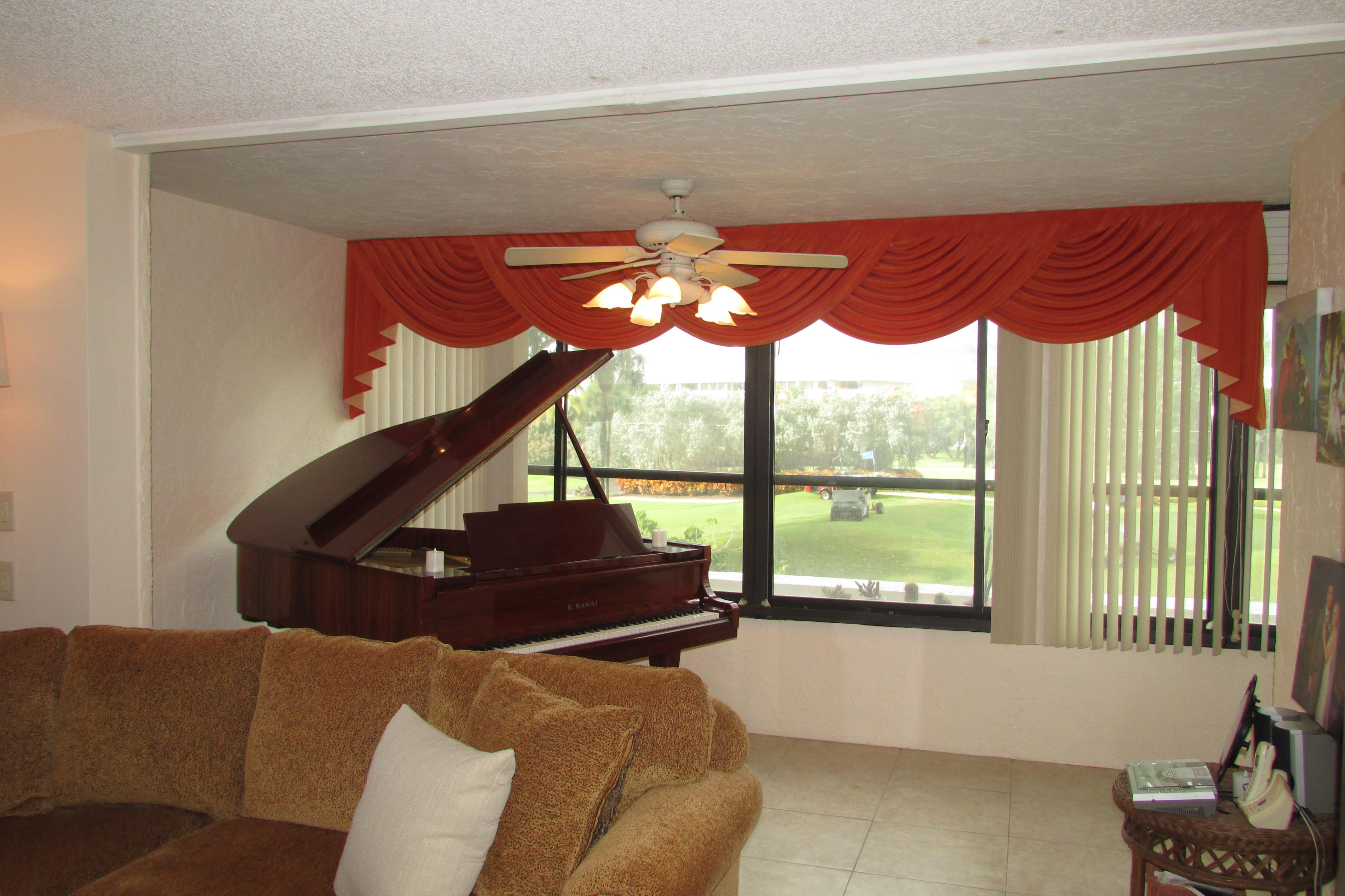 GLENS CONDO - Residential