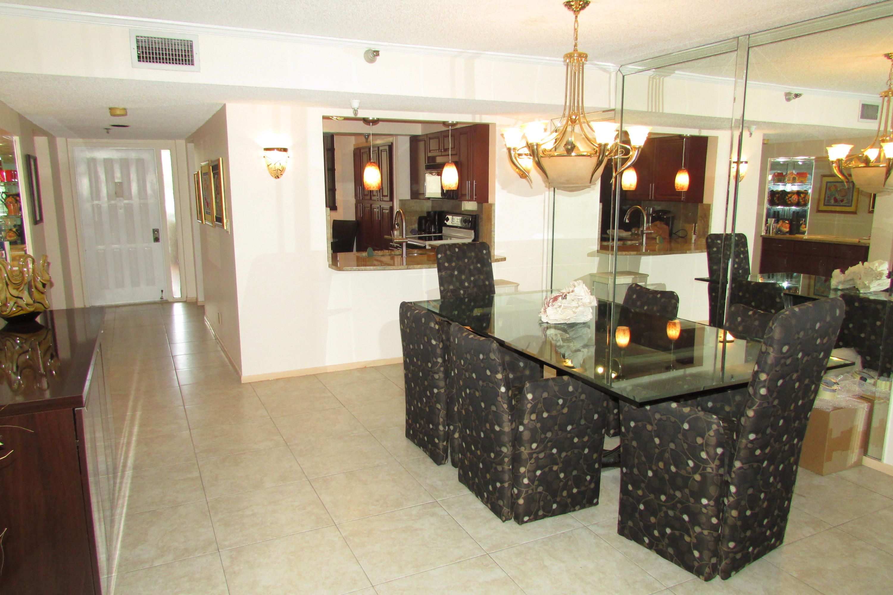 GLENS CONDO - Residential