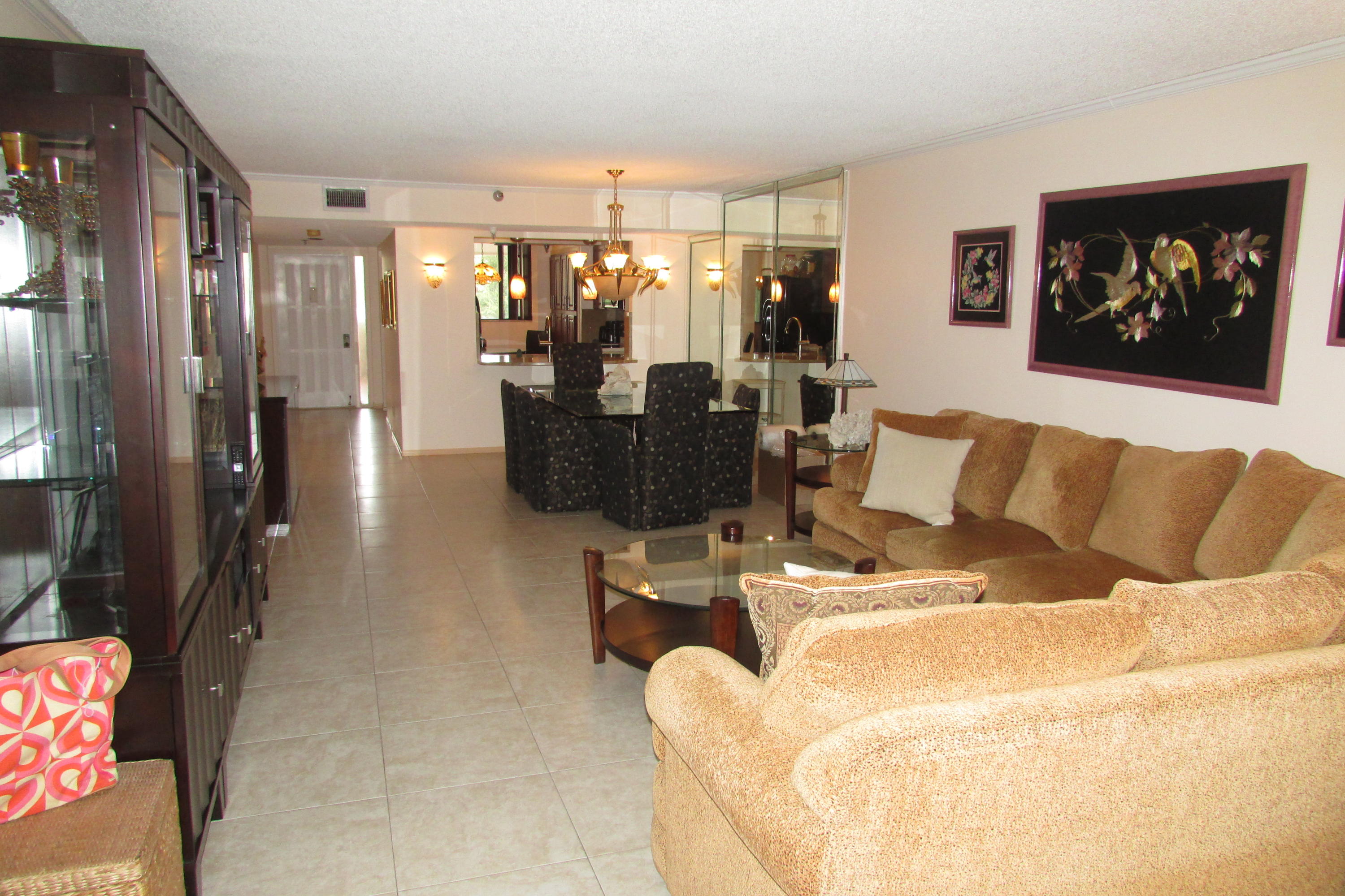 GLENS CONDO - Residential