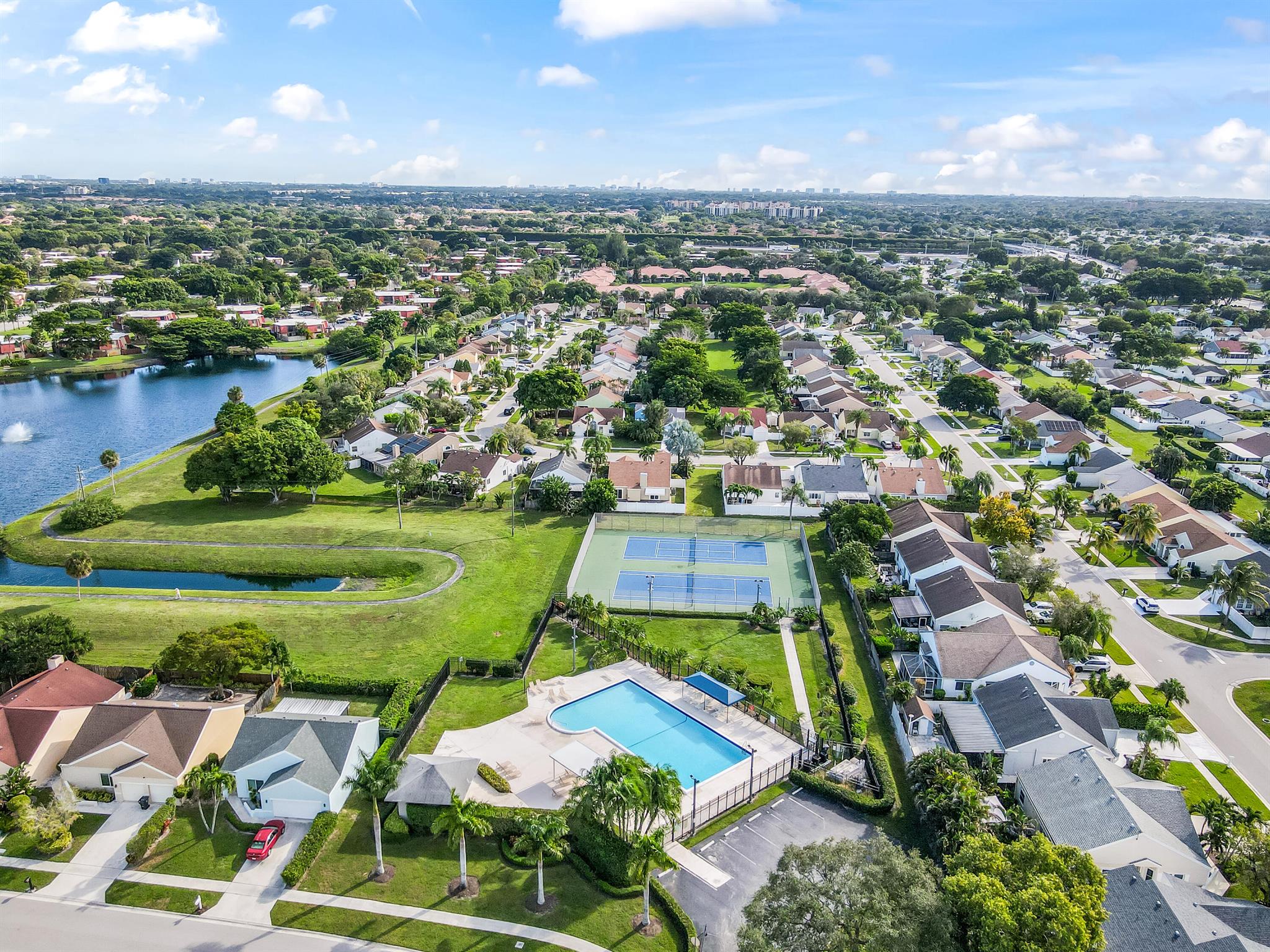 TRENDS AT BOCA RATON UNIT - Residential