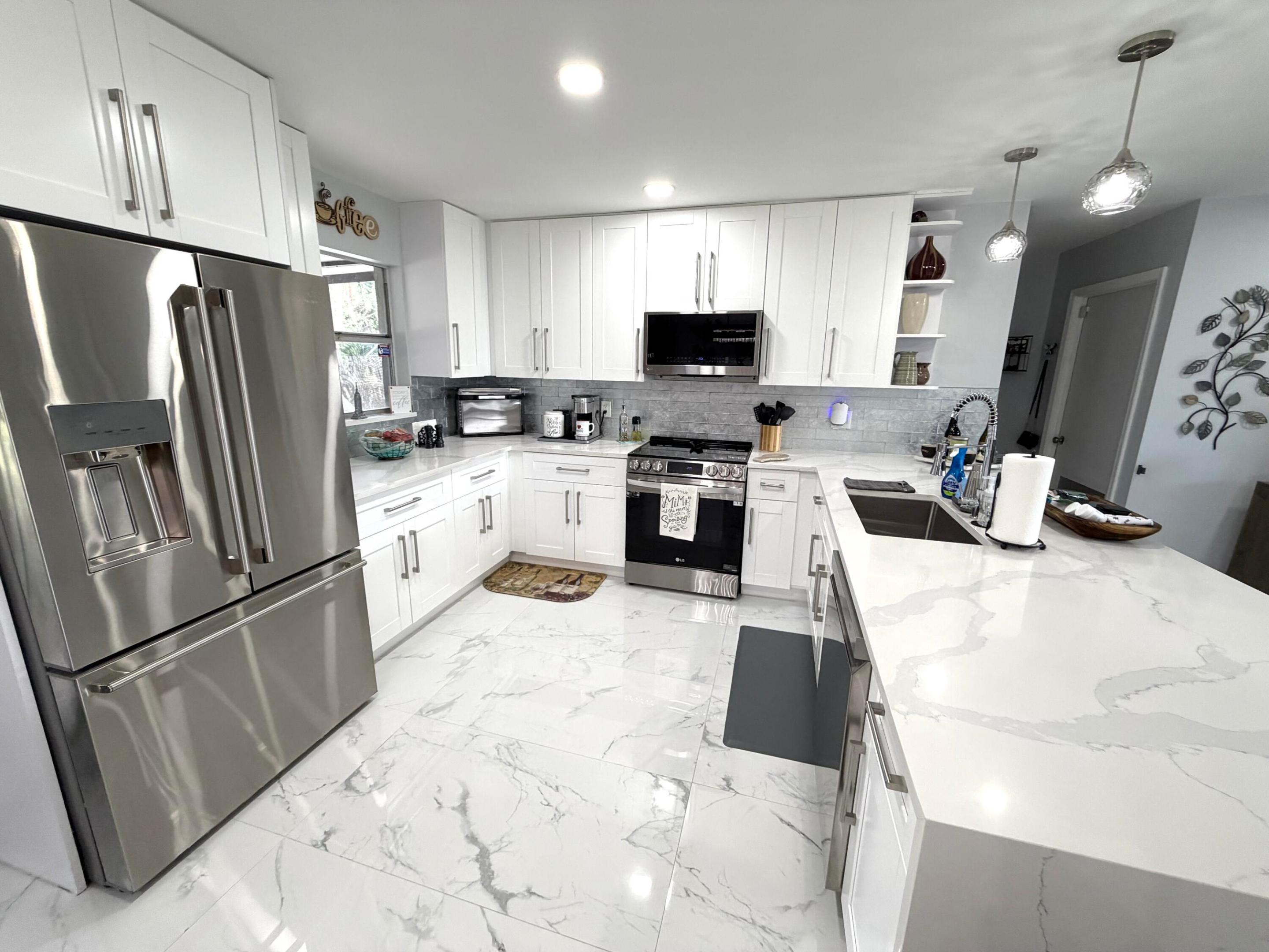 357 Las Palmas Street