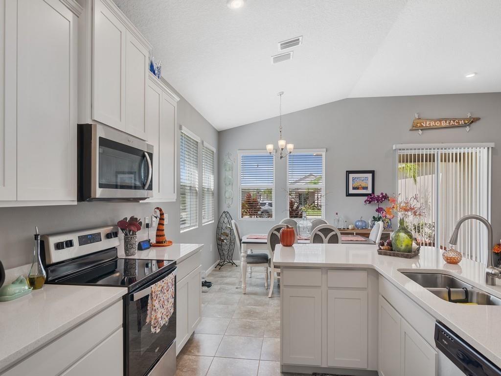 POINTE WEST EAST VILLAGE PHASE 2B - Residential