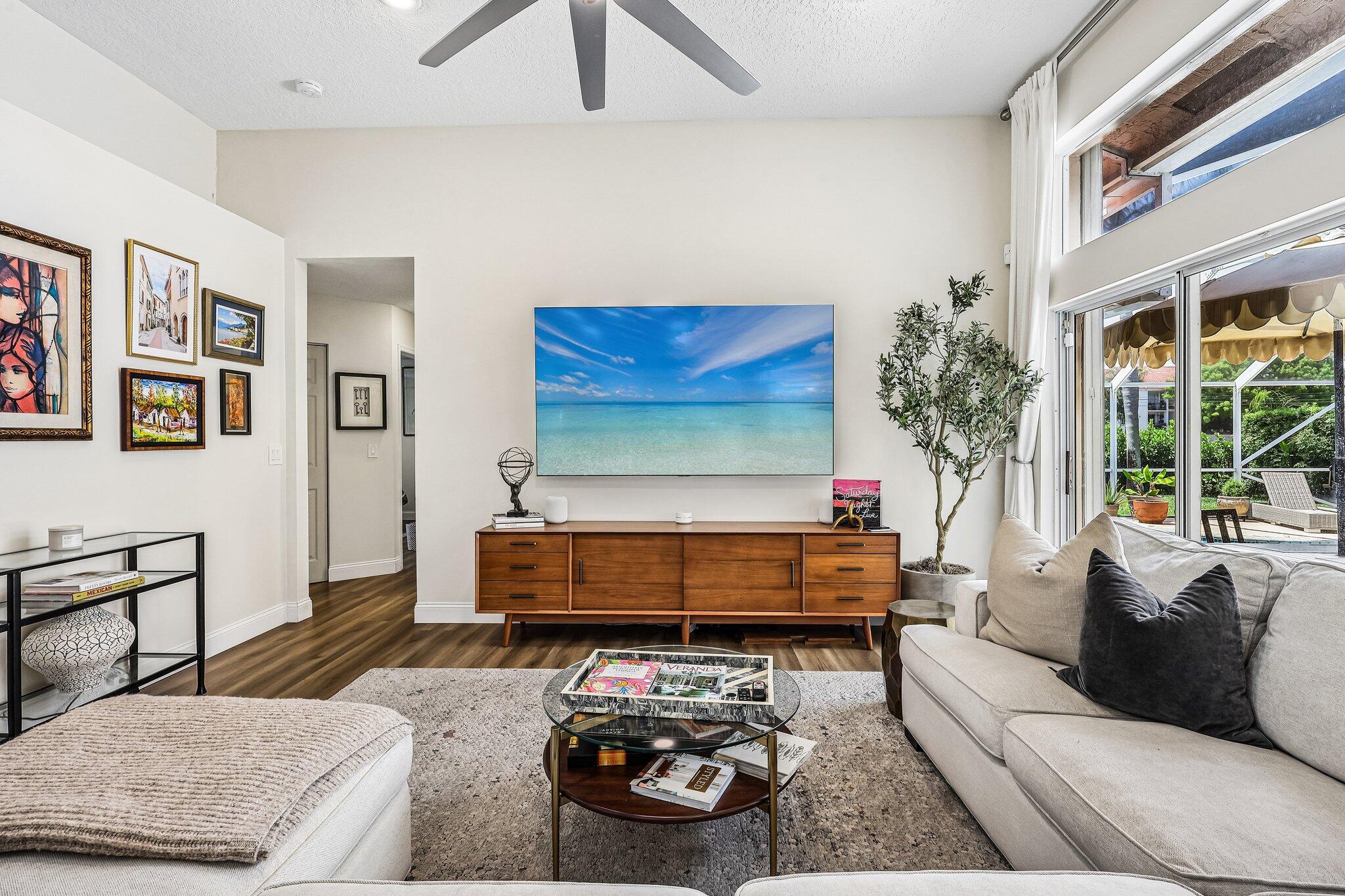 CORAL CREEK - Residential