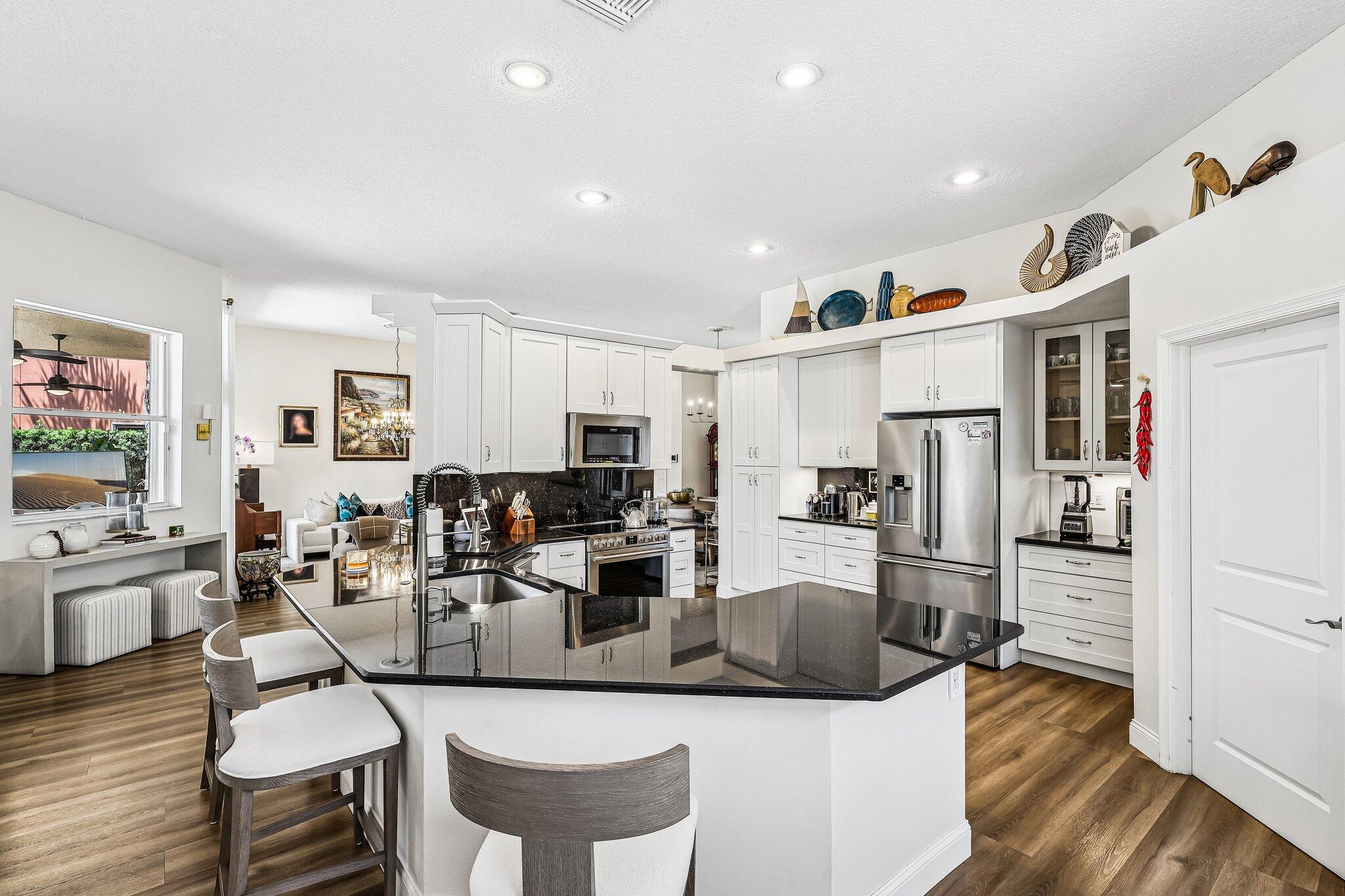 CORAL CREEK - Residential