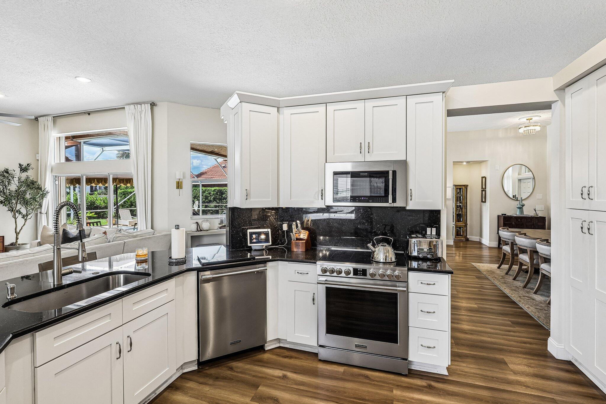 CORAL CREEK - Residential