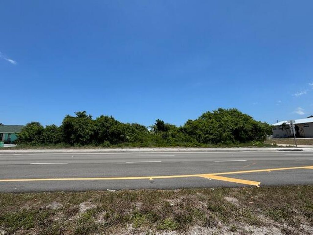 Photo of 0 Avienda Avenue, Fort Pierce, FL 34946 (MLS # R10994379)