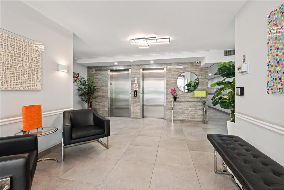 PALM AIRE COUNTRY CLUB - Residential
