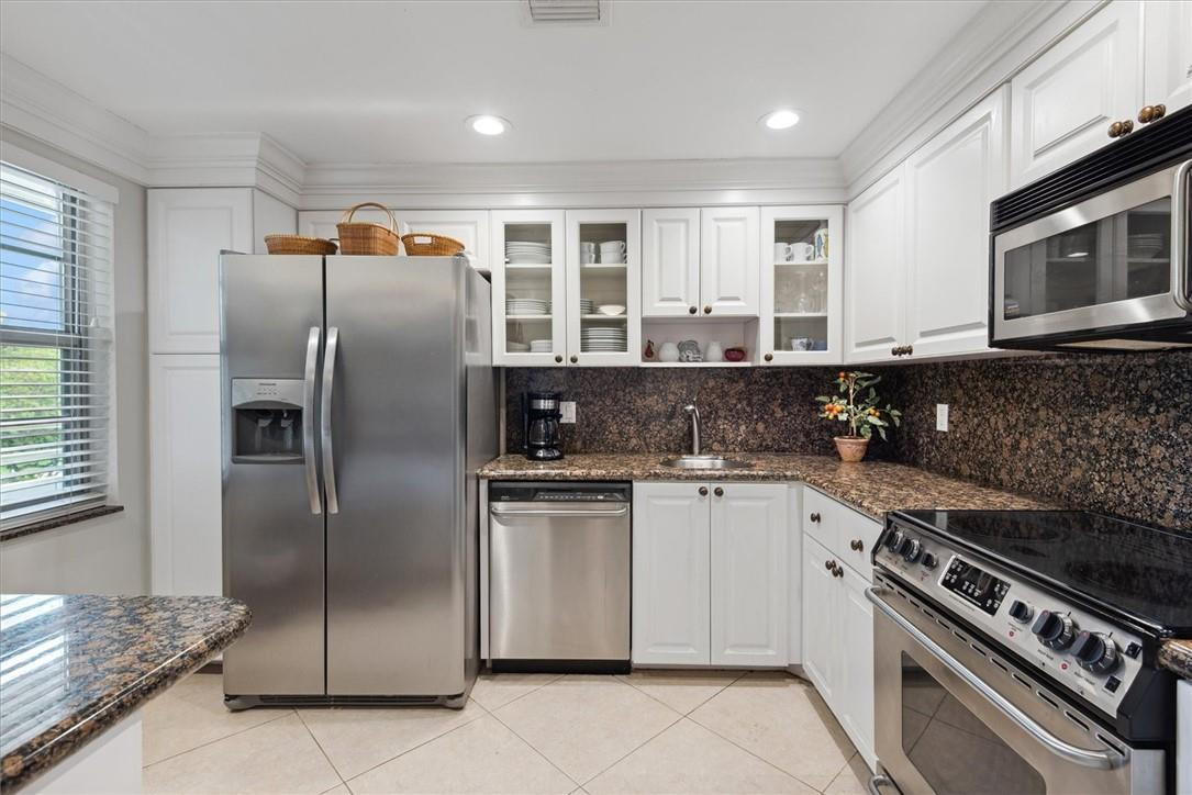 PALM AIRE COUNTRY CLUB - Residential
