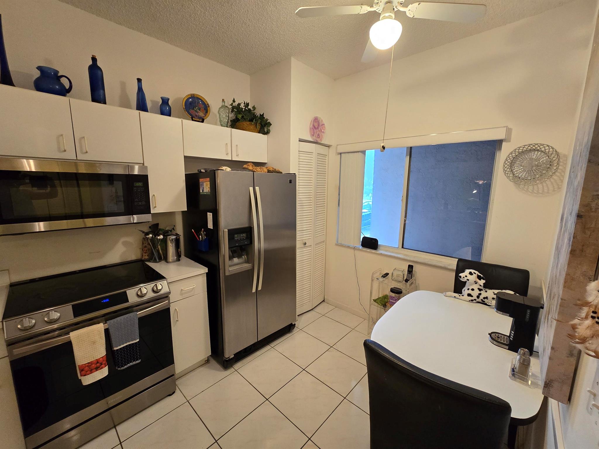 TERRACE HOMES AT BANYAN S - Residential